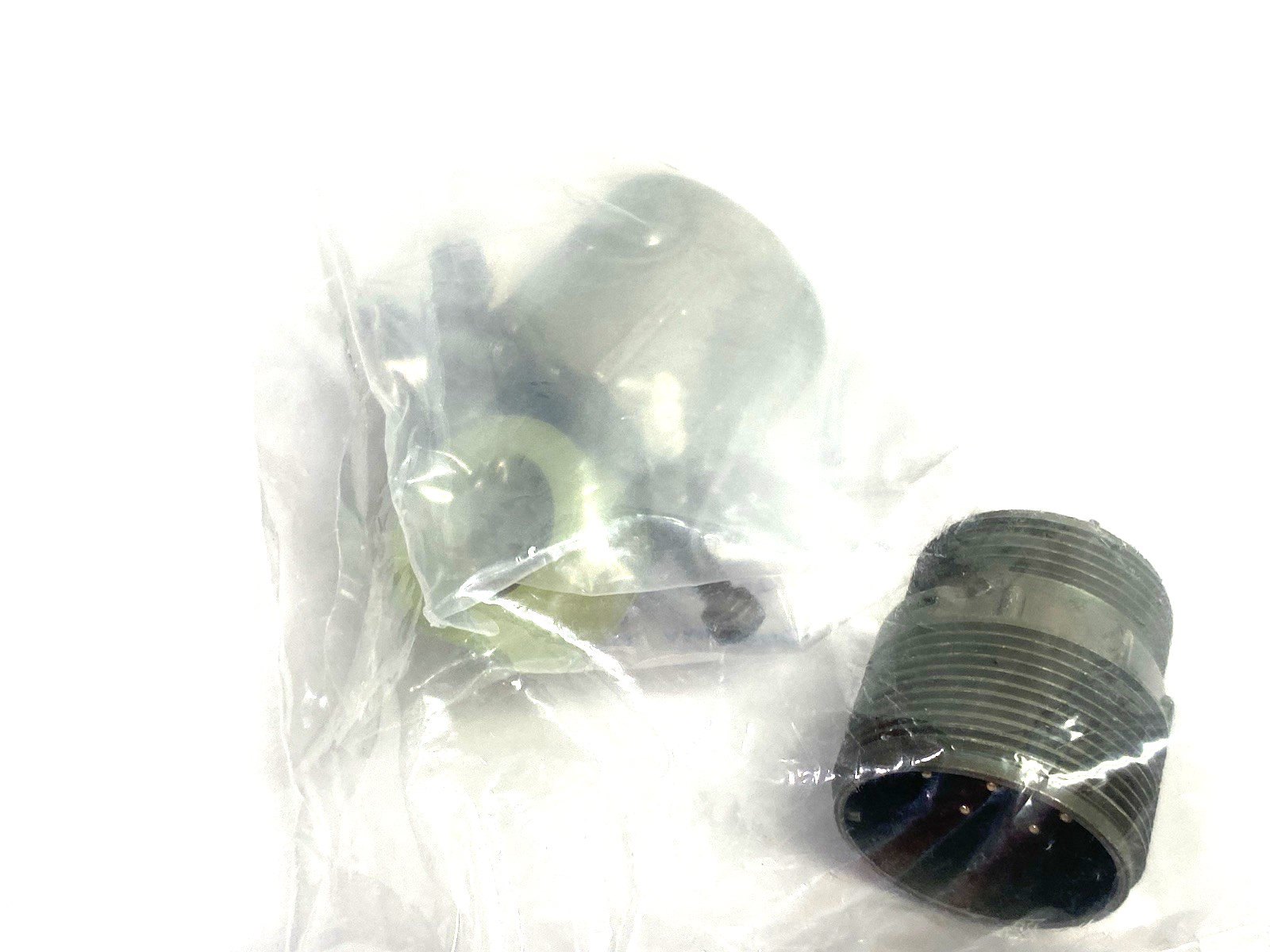 Amphenol MS3101F20-7P Circular MIL Spec Connector 8P #16 PIN CONTACTS - Maverick Industrial Sales