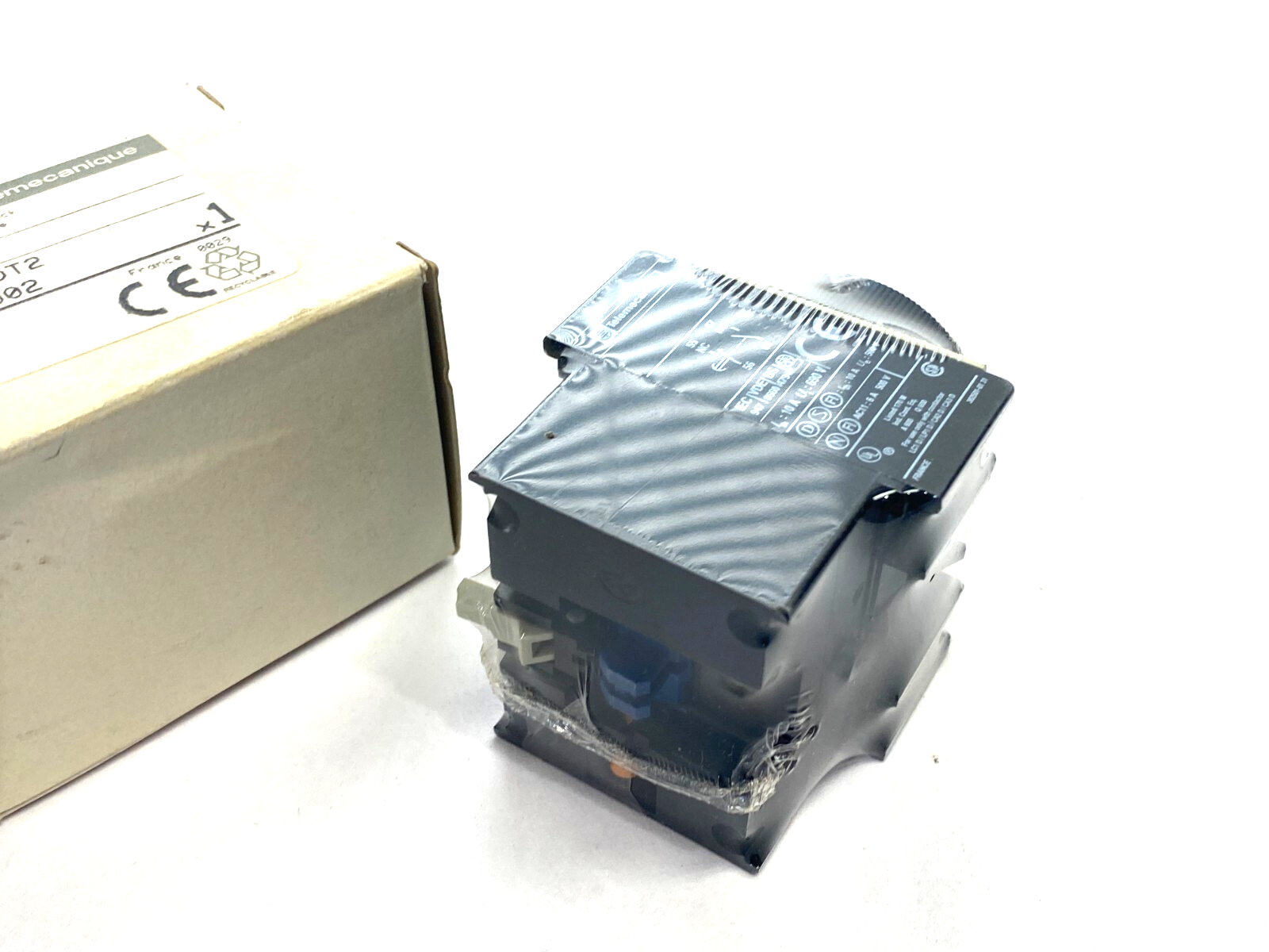 Telemecanique LA2 DT2 Time Delay Contact Block 023002 - Maverick Industrial Sales