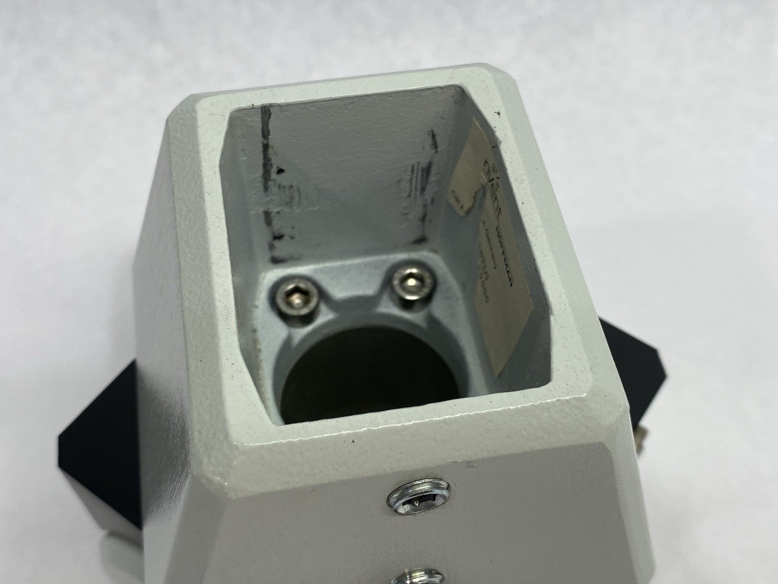 Hoffman CCS2STLG nVent Compact Series 2 Swivel Tilt Straight, fits 45x60mm - Maverick Industrial Sales