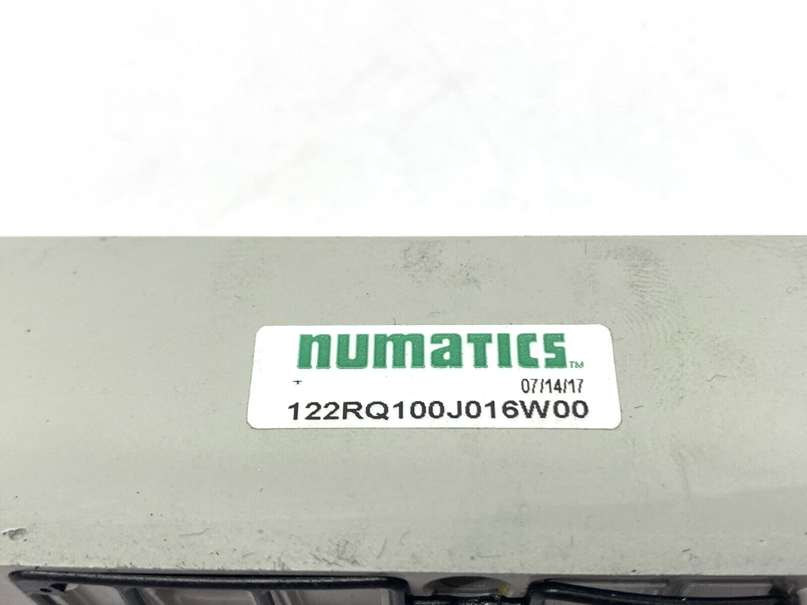 Numatics 122RQ100J016W00 Dual Pneumatic Pressure Regulator - Maverick Industrial Sales