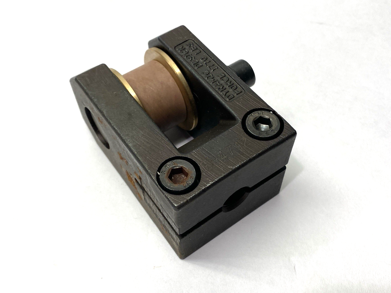 E-4712 | E&E Cylinder Clevis 80mm Height 51mm Length 45mm Width M12 Main Thread - Used - Maverick Industrial Sales