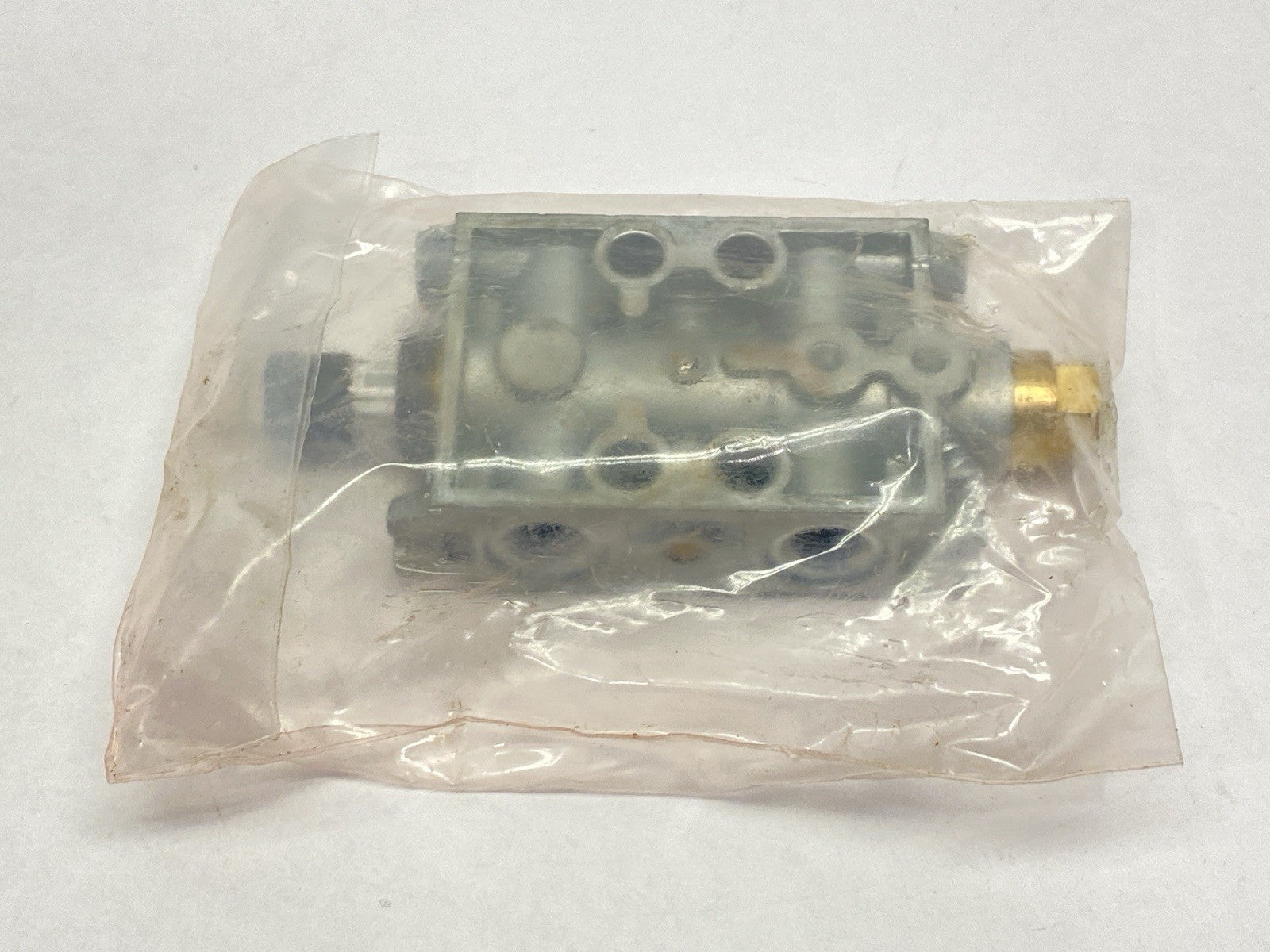 SKF 501-301-024 Injection Oiler 501 With Adjustable Metering Quantity - Maverick Industrial Sales