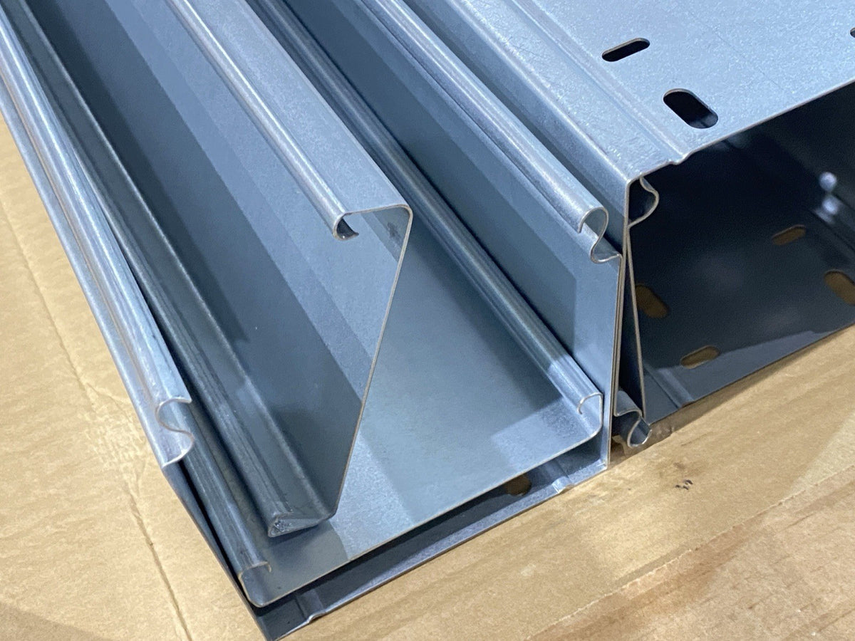 Niedax LLK 100.100 Cable Duct 100mm x 100mm x 2m LOT OF 3 DUCTS / 2 COVERS - Maverick Industrial Sales
