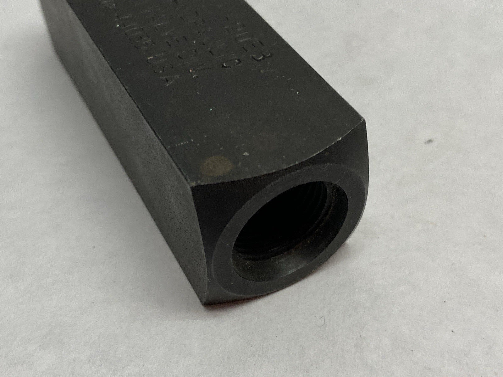 Parker C820S-V Colorflow In-line Check Valve, Hydraulic 5000psi - Maverick Industrial Sales