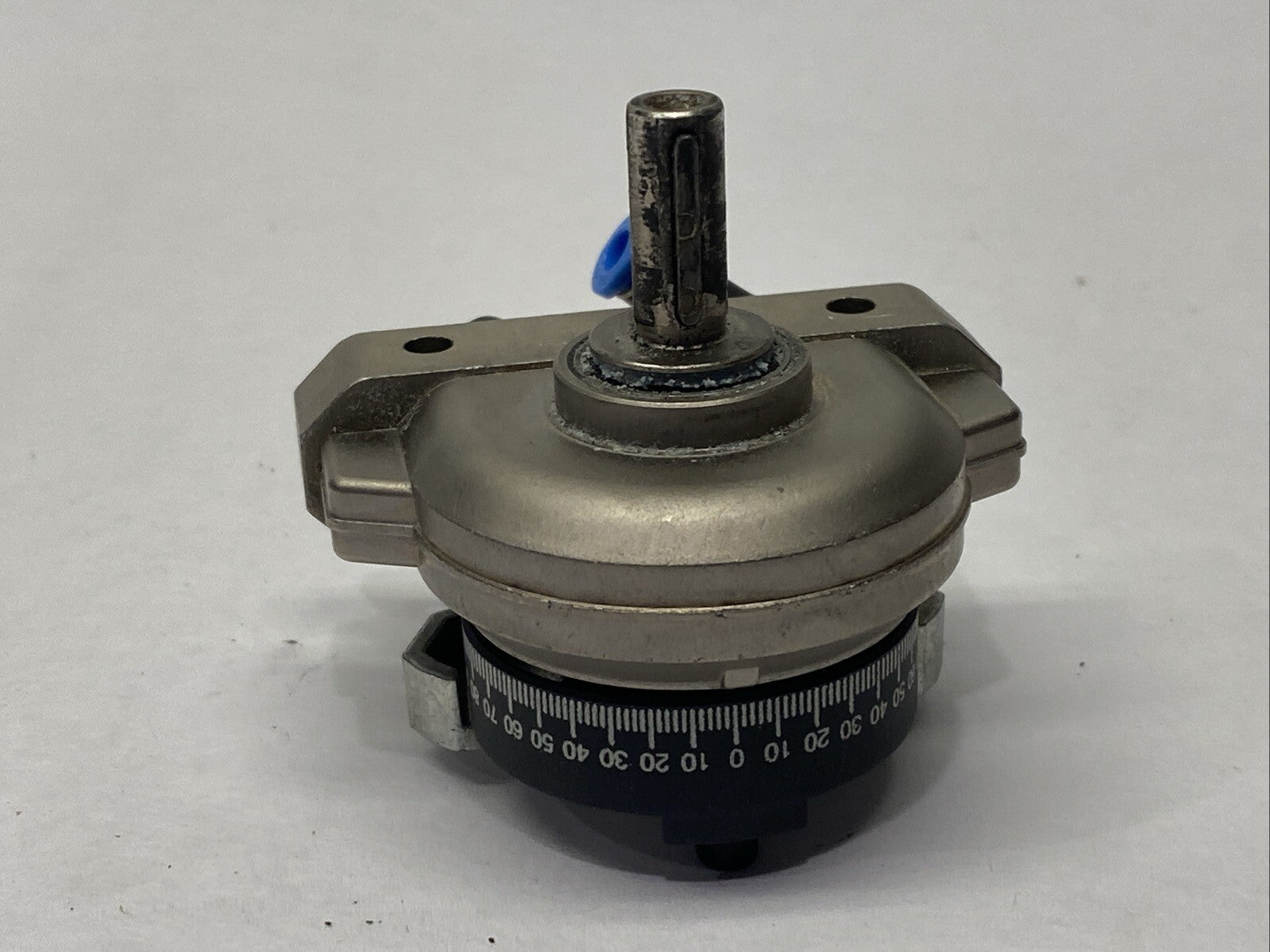 Festo DSR-12-180P-CS Pneumatic Semi-Rotary Drive 180 Degrees Size 12 - Maverick Industrial Sales