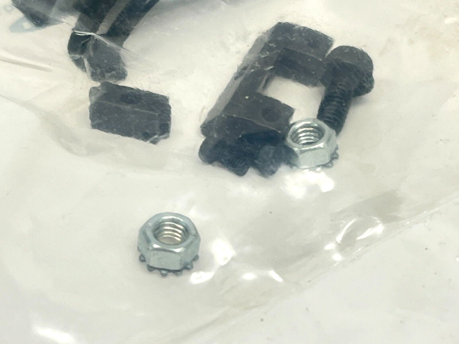 LPA-MBK-12 | Banner EZ-SCREEN Low Profile Bracket Side Mounting 82842 LOT OF 2 - New - Maverick Industrial Sales