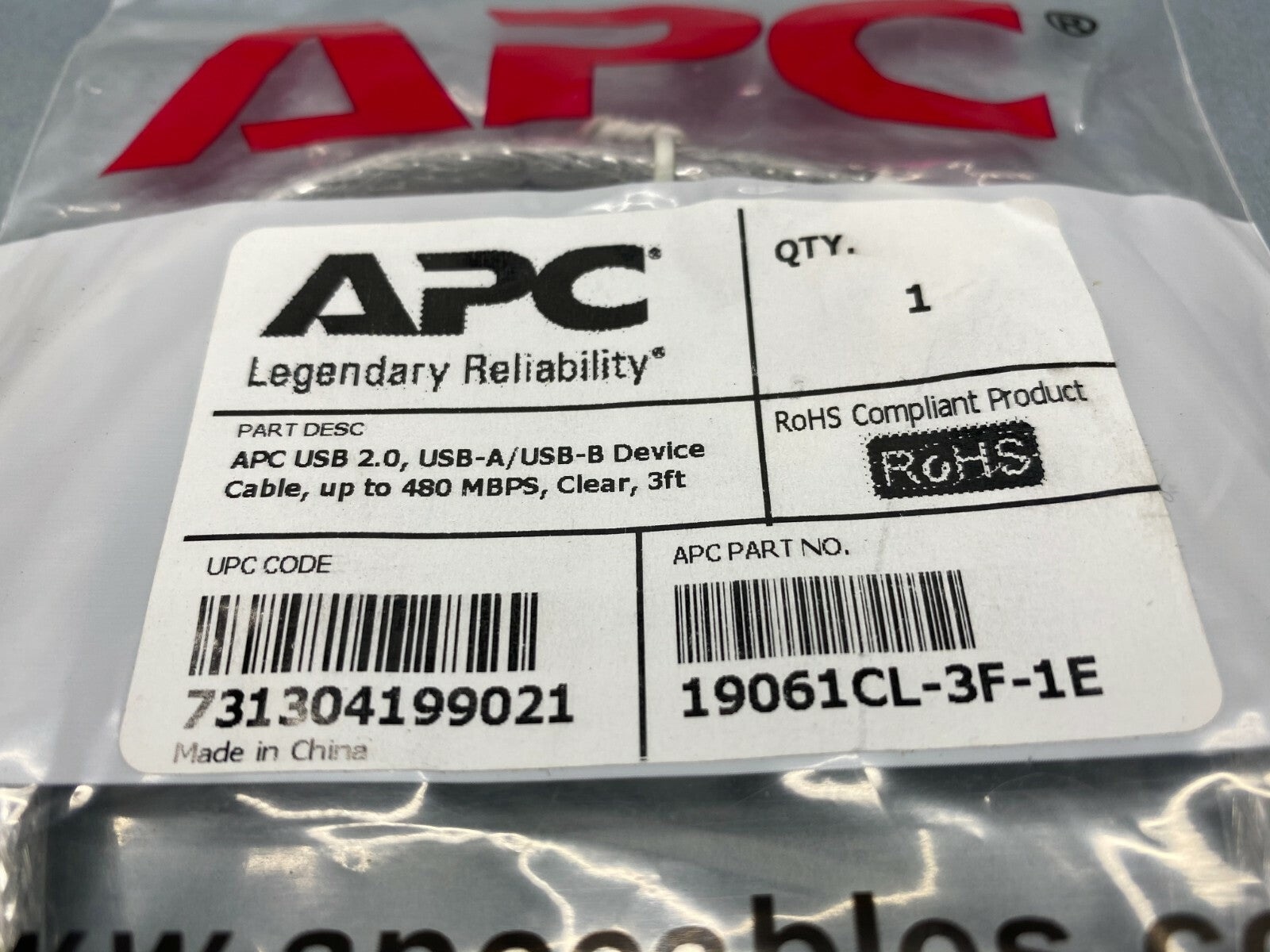 APC 19061CL-3F-1E Cable USB 2.0, USB-A / USB-B, 480 MBPS, Clear, 3' Feet - Maverick Industrial Sales