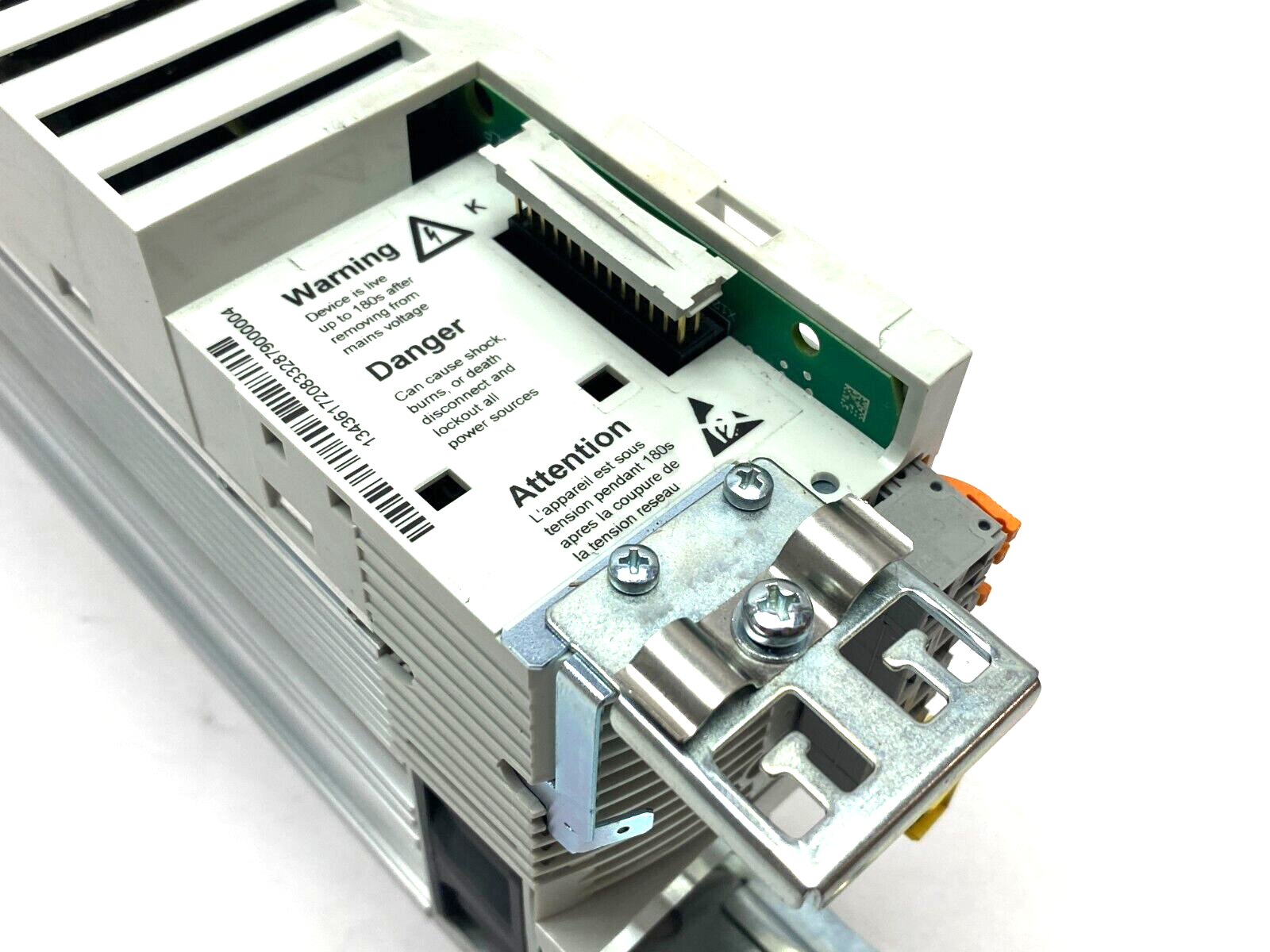 Brabender E82EV152-4C200 Frequency Inverter Drive FC-V6.1 180-264V 48-62Hz 5.5A - Maverick Industrial Sales