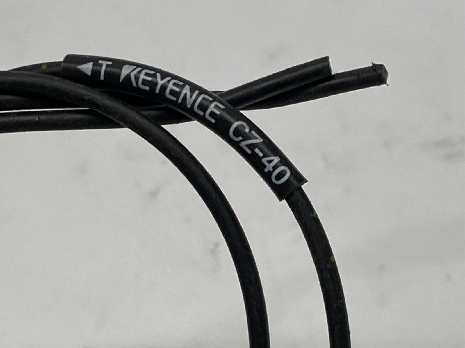 Keyence CZ-40 Reflective Sensor Head Spot Type Long-Distance - Maverick Industrial Sales