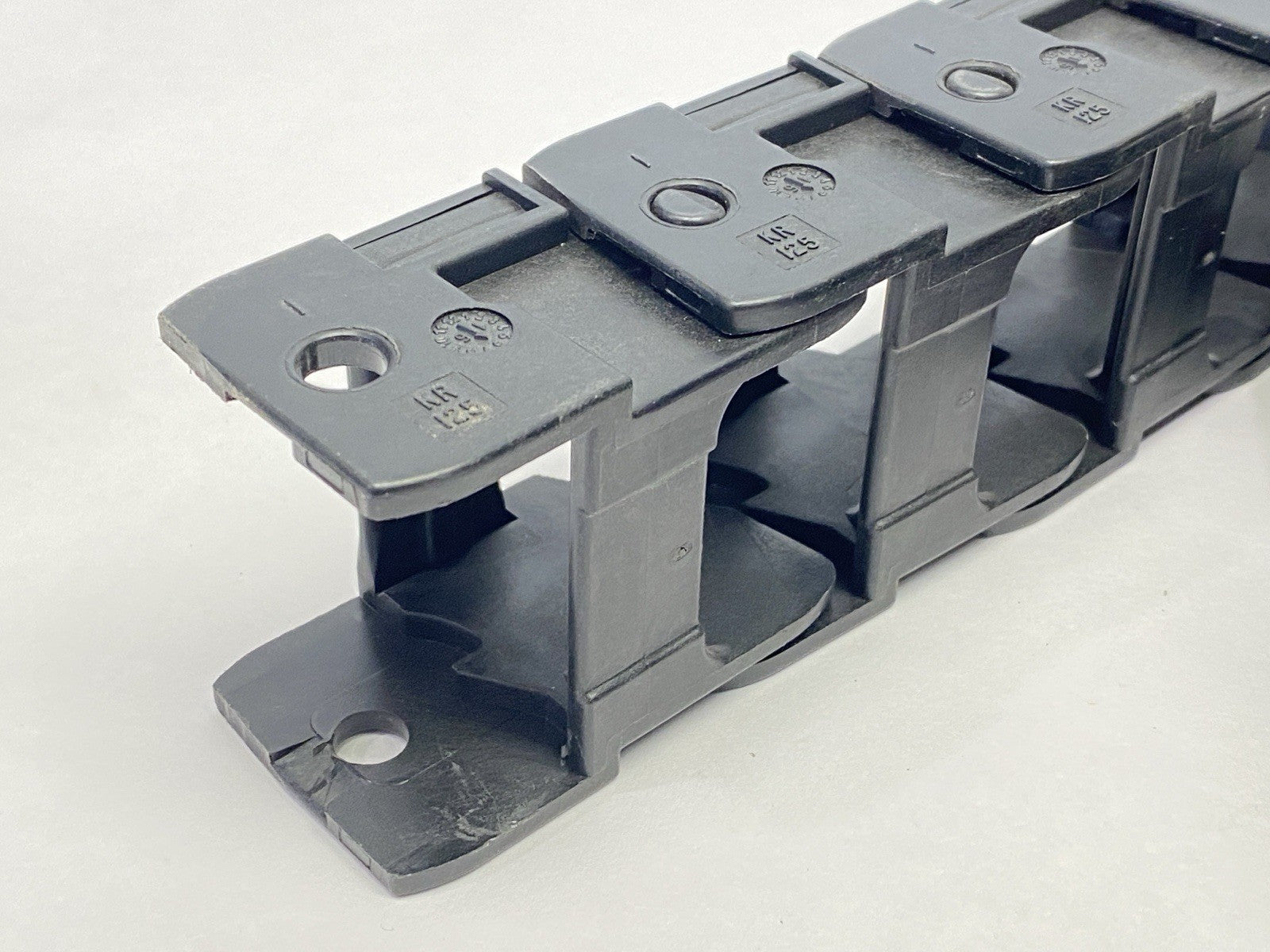 0450.21 | Kabelschlepp OKSO Energy Chain Cable Carrier 44 Links - Used - Maverick Industrial Sales