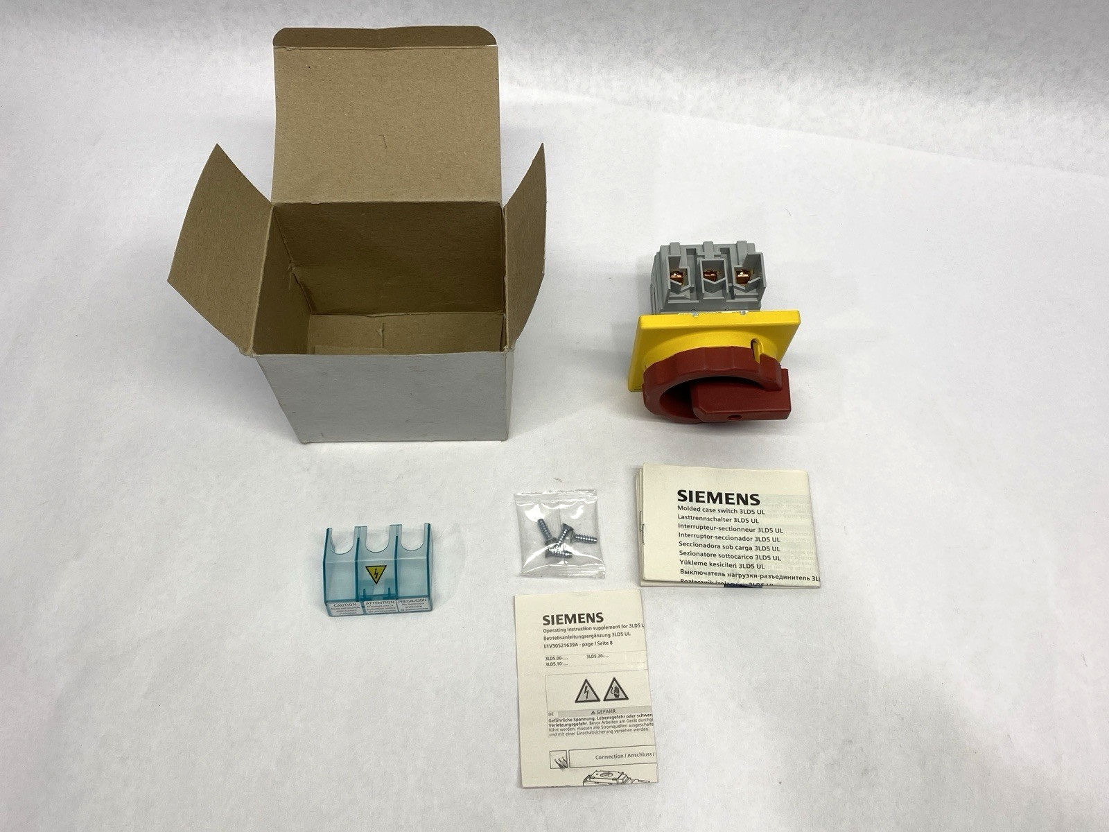 Siemens 3LD5020-0TK13 Molded Case Disconnect Switch MISSING TERMINAL COVER - Maverick Industrial Sales