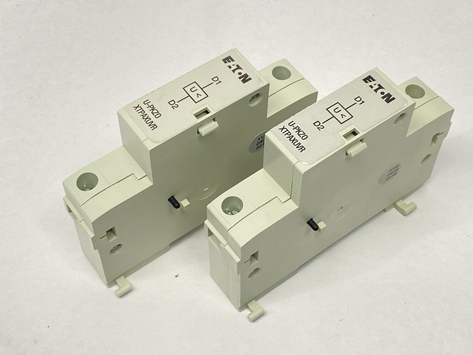 XTPAXUVR480V60H | Eaton U-PKZ0(480V60HZ) Undervoltage Release 073147 LOT OF 2 - New – Open box - Maverick Industrial Sales