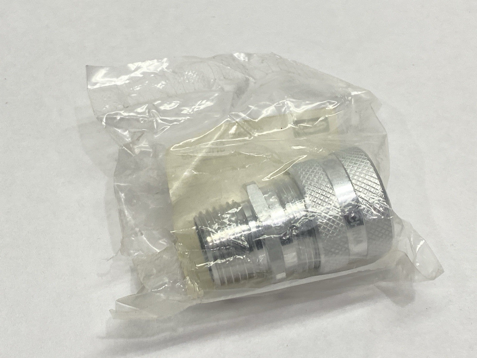 Hubbell SHC1023 Cord Connector 1/2" NPT 0.38"-0.50" - Maverick Industrial Sales