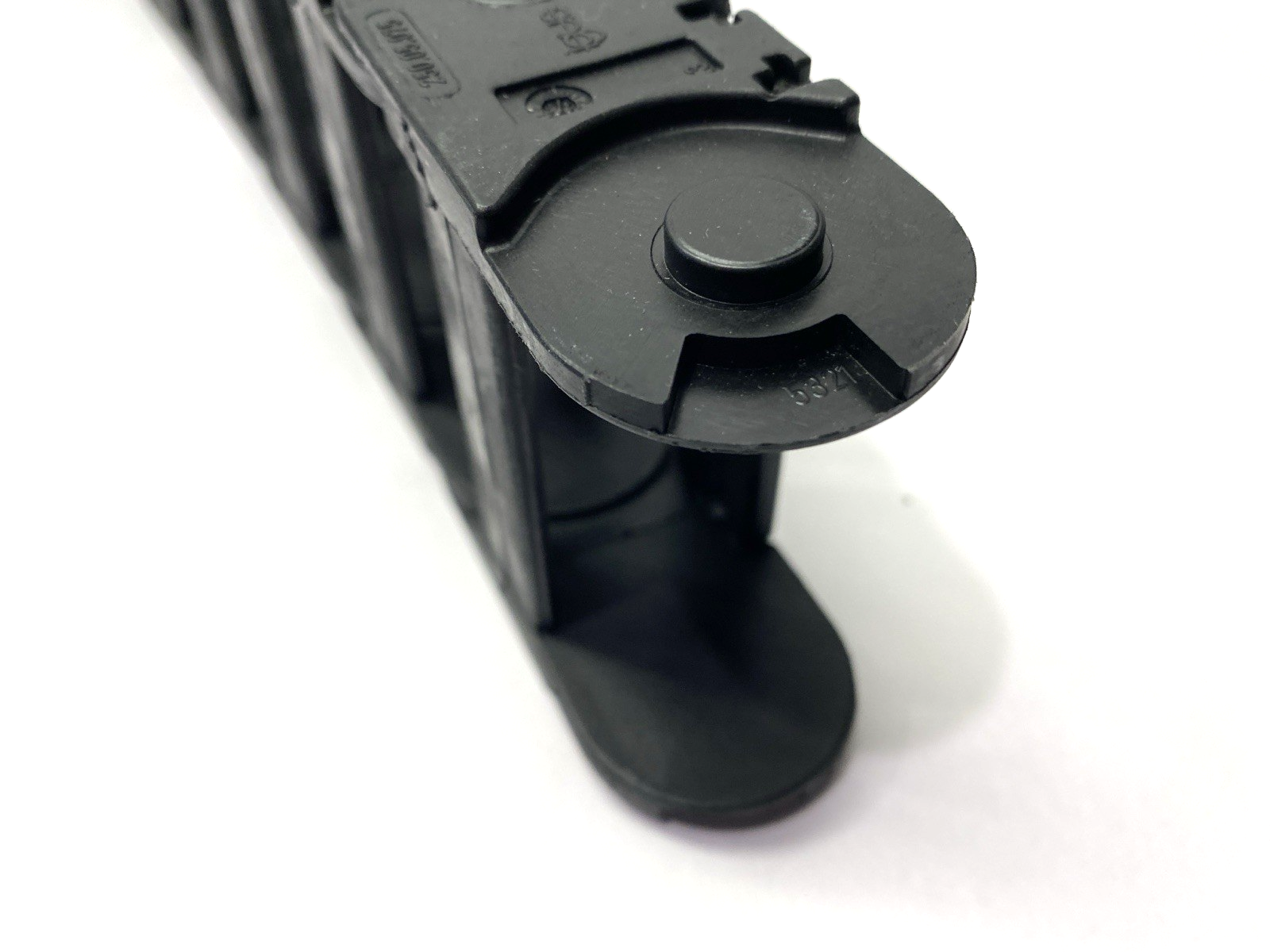 Igus 250-05 -075-0 E-Chain Assembly 7' Overall Length - Maverick Industrial Sales