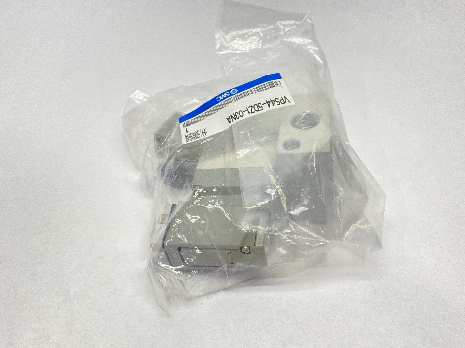 VP544-5DZ1-03NA | SMC Solenoid Valve 3-Port Pilot Poppet Type 3/8" Ports - New - Maverick Industrial Sales