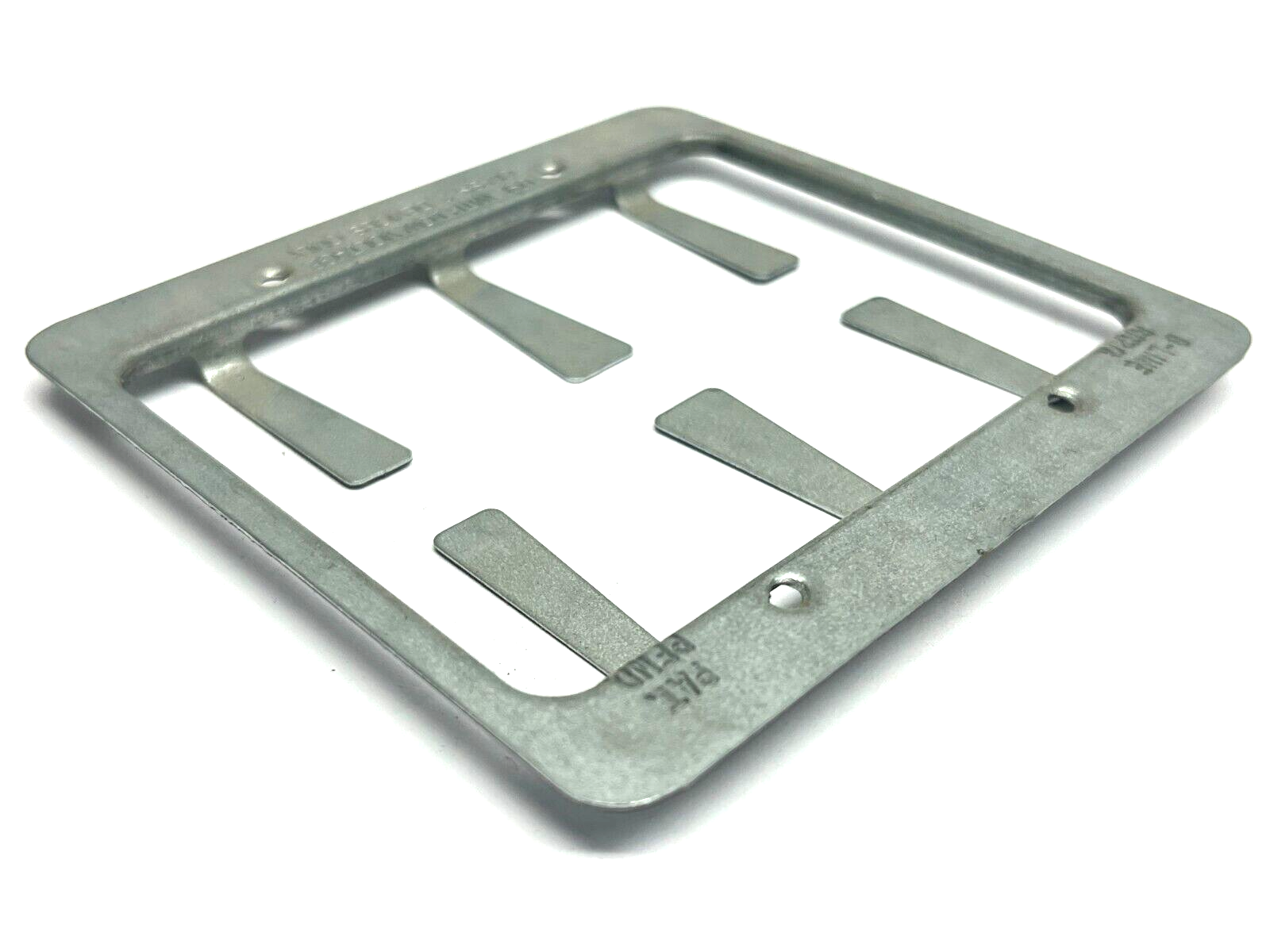 BB20 | B-Line Systems Double Gang Bracket for Communication Outlets - New – Open box - Maverick Industrial Sales