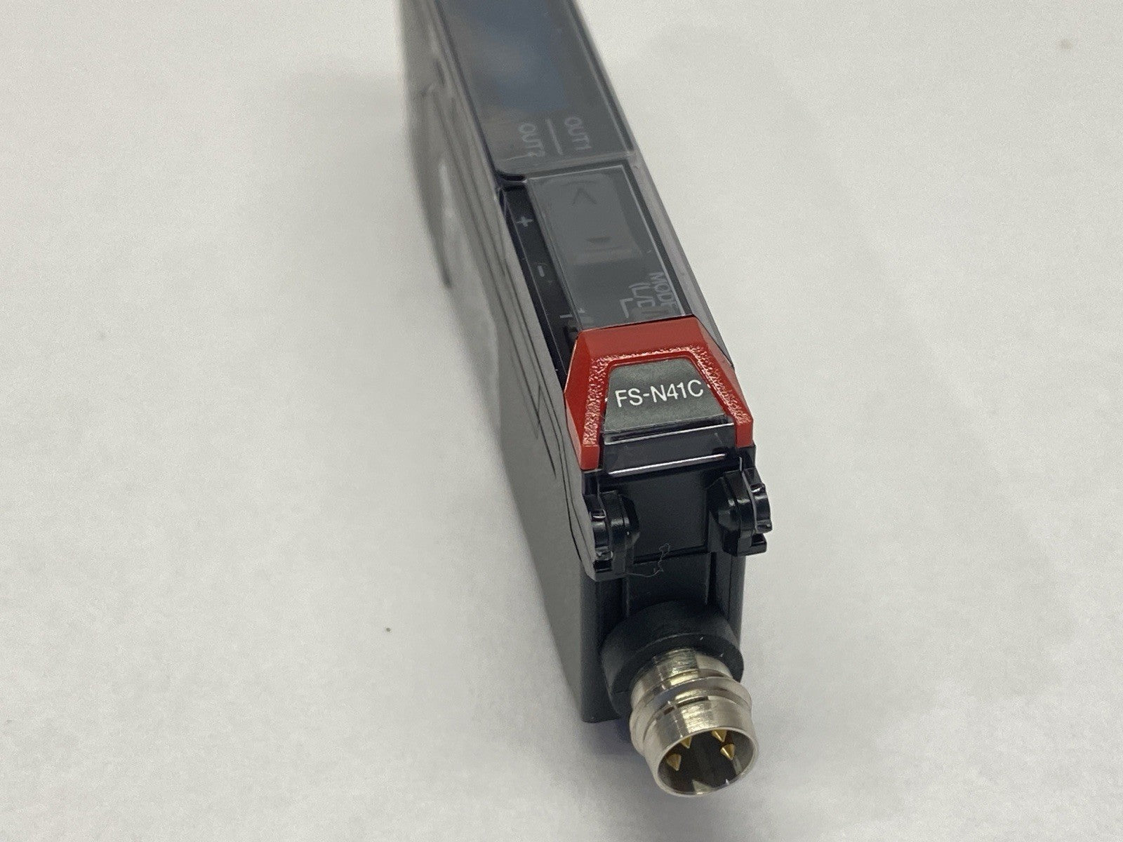 Keyence FS-N41C Digital Fiber Optic Sensor Main Unit M8 Connector Type - Maverick Industrial Sales