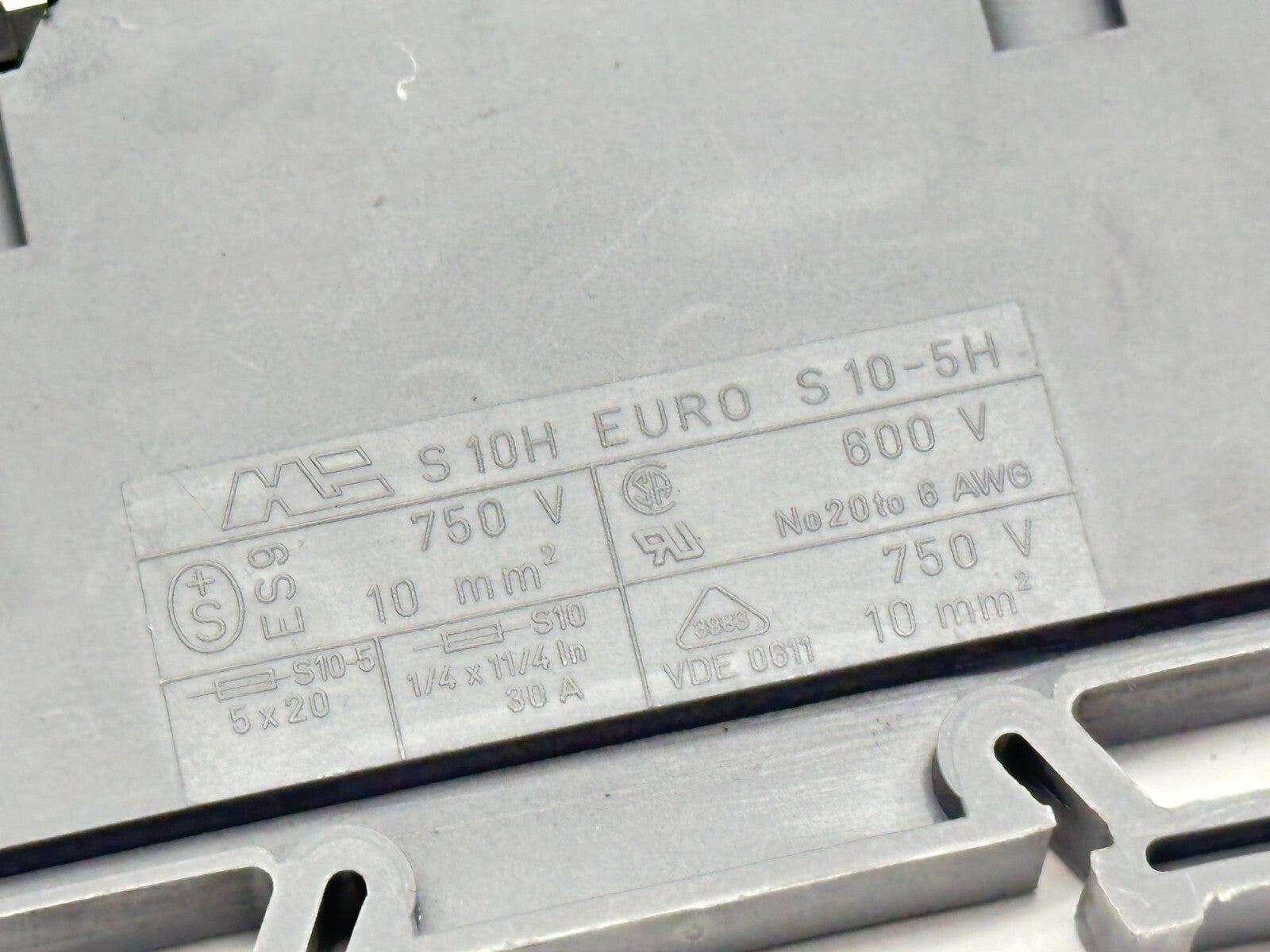 Morsettitalia S10H Euro S10-5H Fuse Holder DIN Rail Mount 30A 750V LOT OF 2 - Maverick Industrial Sales