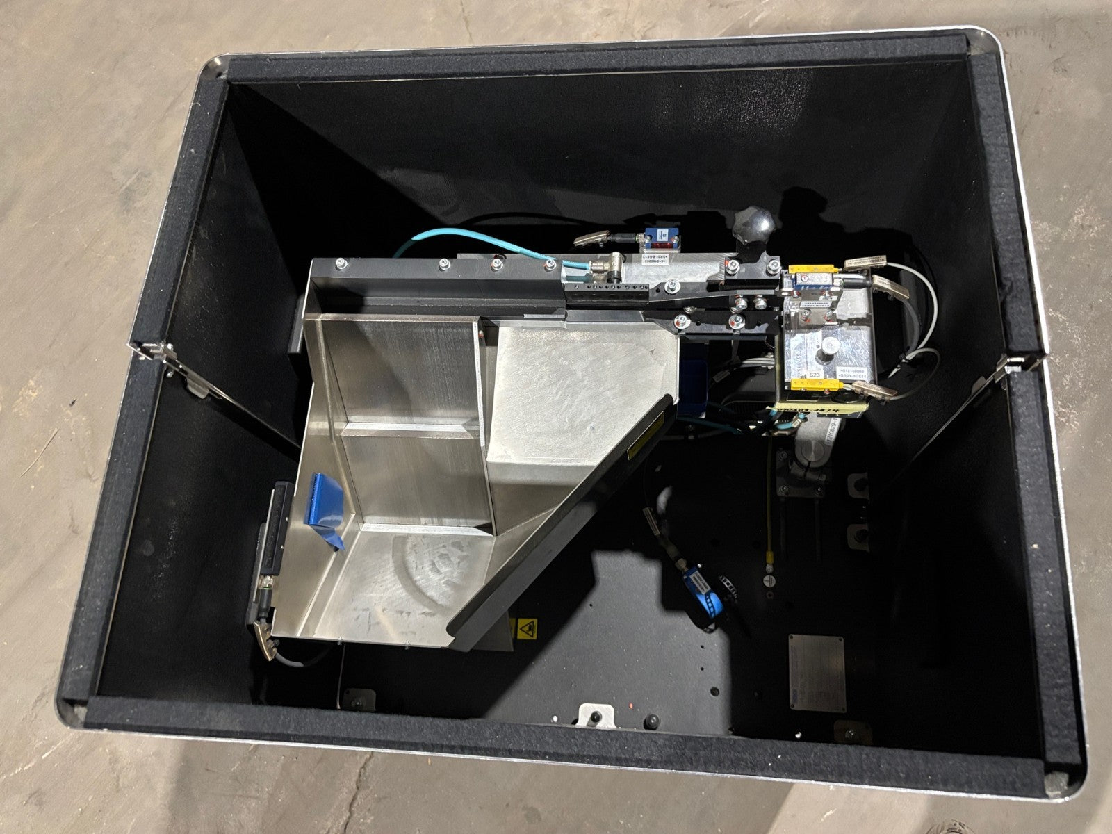Weber ZEL 360 Vibratory Bowl Screw Feeder System, ZEL360, 115V, 2021 - Maverick Industrial Sales