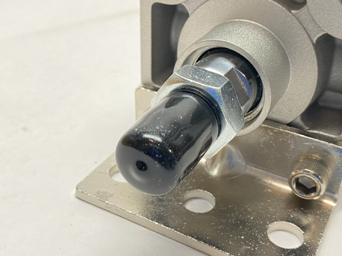 NCA1L325-0100NA-XC8 | SMC Pneumatic Tie Rod Cylinder 3.25" Bore 1" Stroke - New – Open box - Maverick Industrial Sales