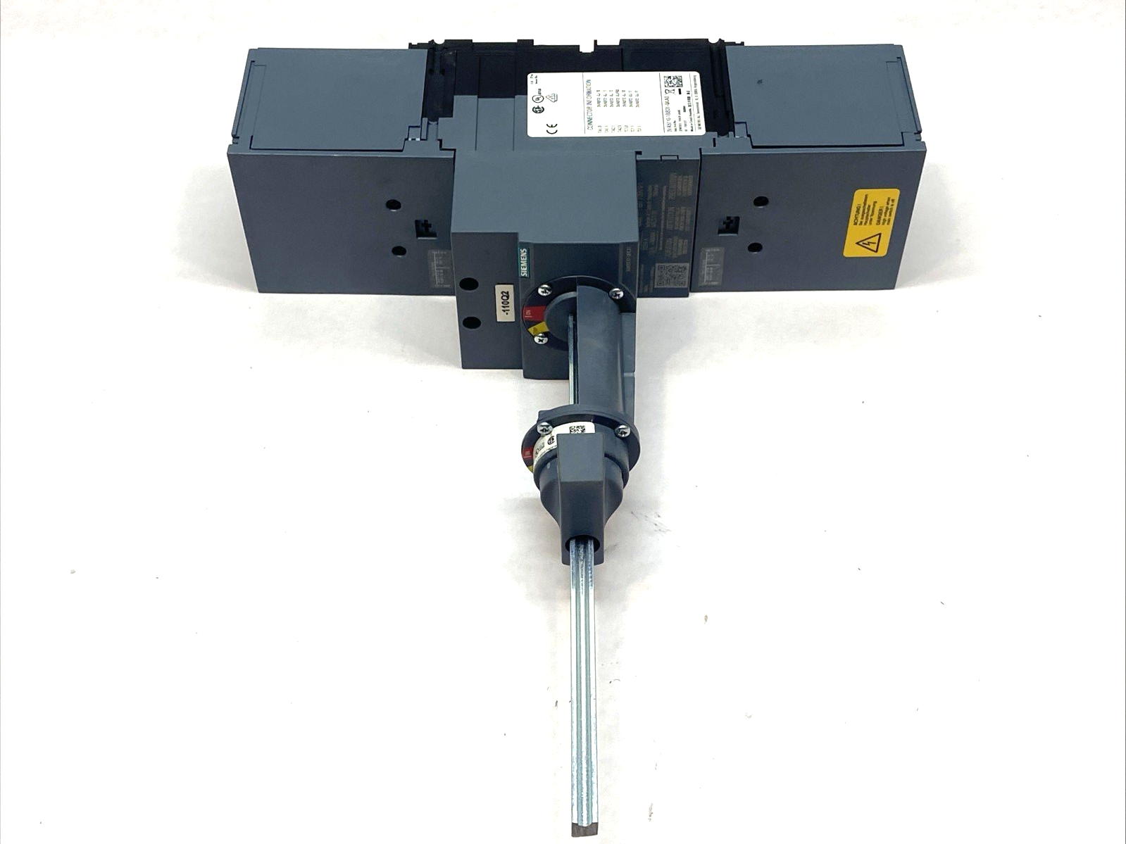 Siemens 3VA5110-1BB31-0AA0 Circuit Breaker w/ 3VA9137-0FK31 Operator NO HANDLE - Maverick Industrial Sales