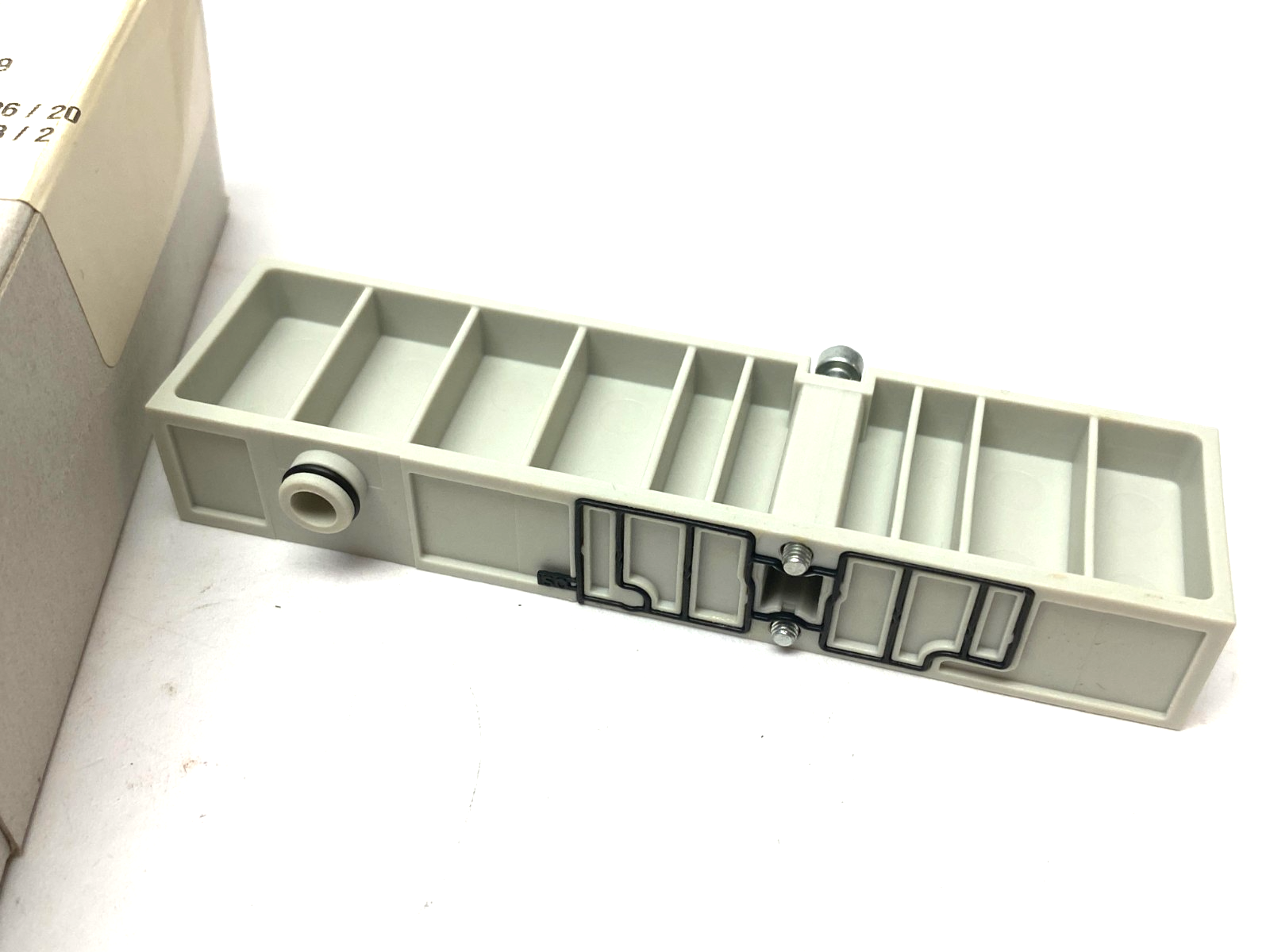 Festo VABB-S4-2-WT Manifold Blank Cover Plate 539213 - Maverick Industrial Sales
