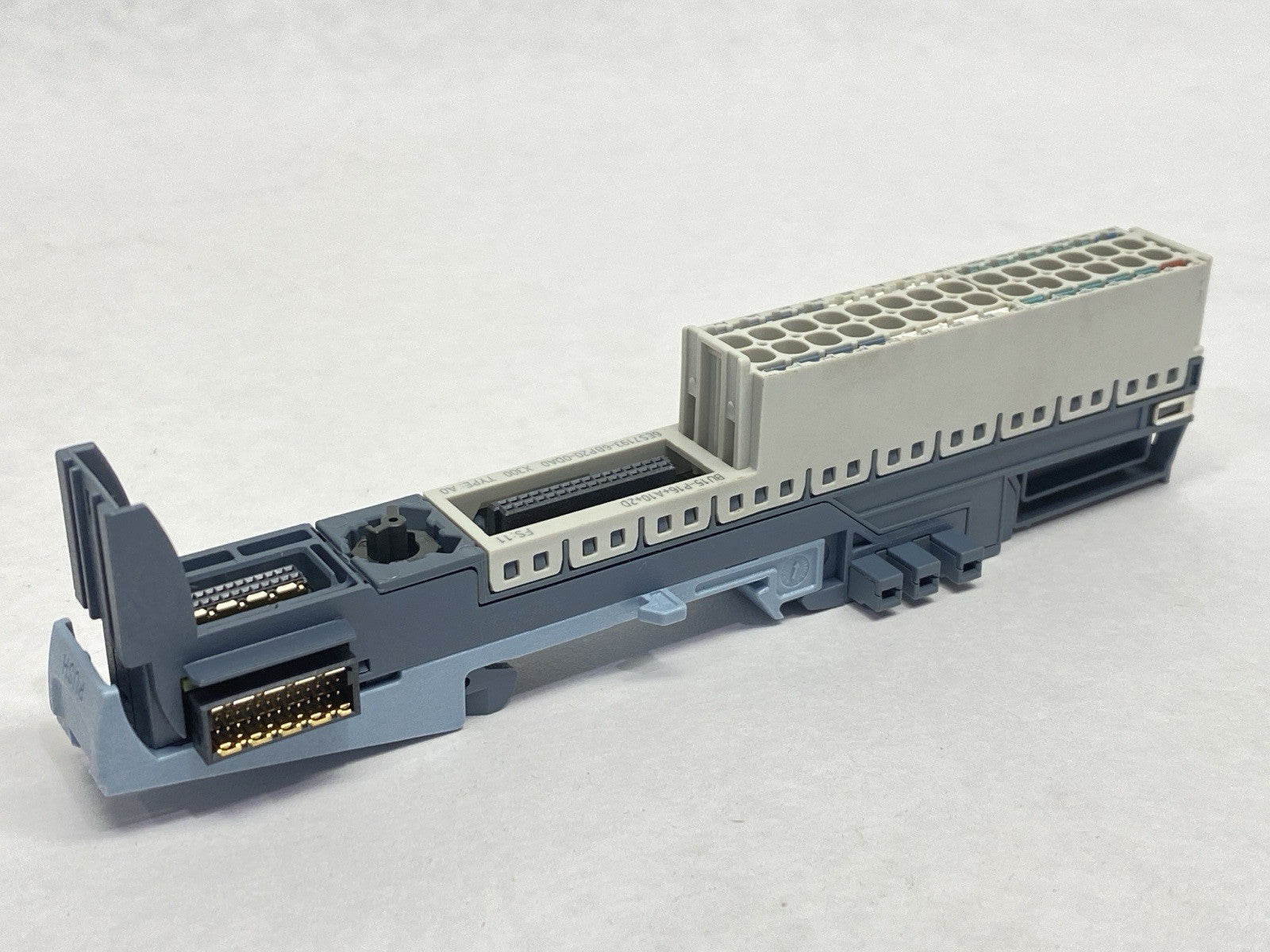 Siemens 6ES7193-6BP20-0DA0 SIMATIC ET 200SP Base Unit BU15-P16+A10+2D - Maverick Industrial Sales