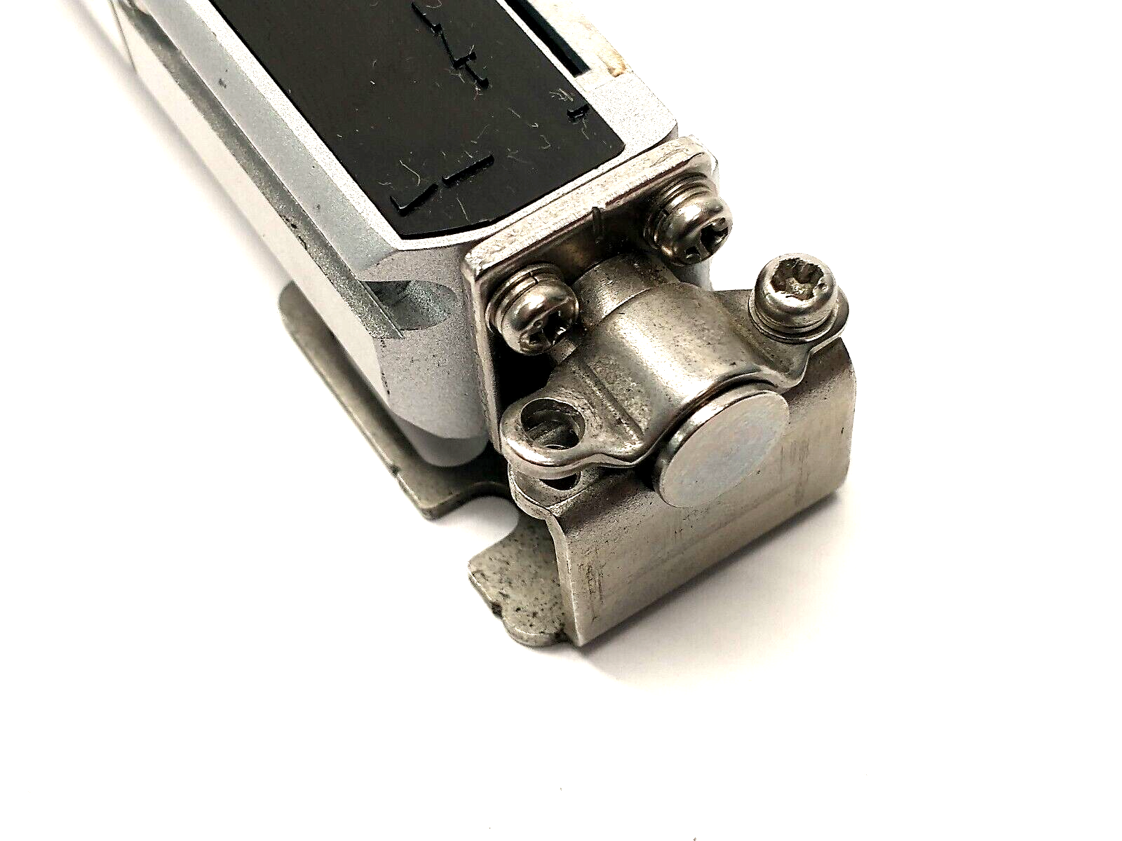 Keyence SL-C52H-T Safety Light Curtain Transmitter, 52 Optical Axes - Maverick Industrial Sales
