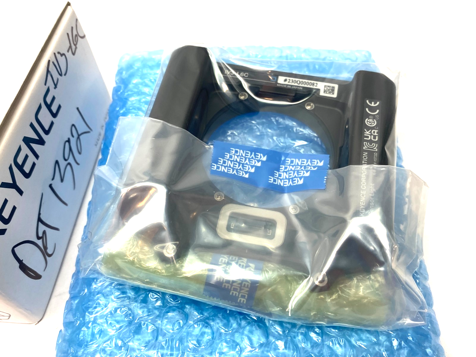 Keyence IV3-L6C AI Imaging Illumination Unit for Smart Camera - Maverick Industrial Sales
