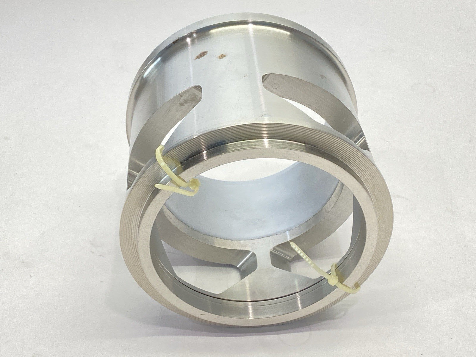 A 479 T316 N99543-31-001 | ASTM Valve Cage w/ K99961-31-001 Seat Ring - New – Open box - Maverick Industrial Sales