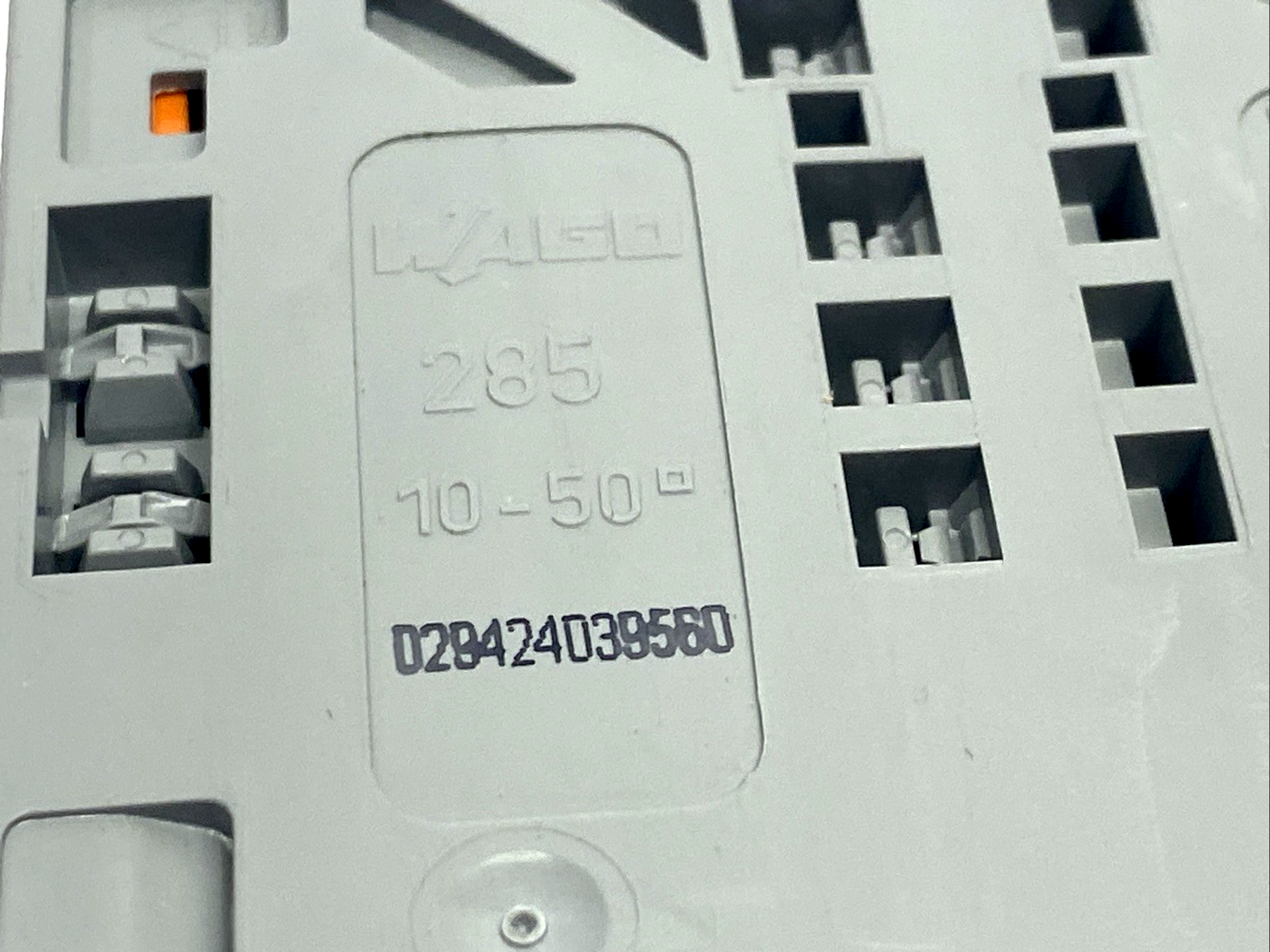 0285-0150,285-0150,029424039560 | Wago 0285-0150 Terminal Block 150A 8-1/0 AWG 8-2/0 AWG 029424039560 LOT OF 2 - Used - Maverick Industrial Sales