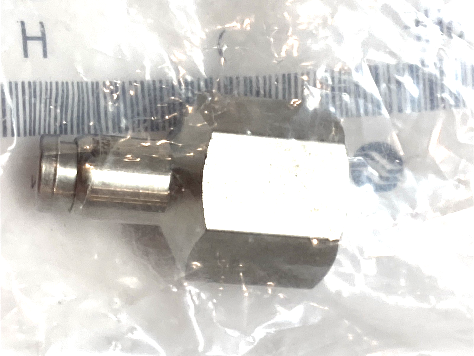 | SMC KQG2F03-N02 One-Touch Fitting 5/32" Tube 1/4" NPT Female - New - Maverick Industrial Sales