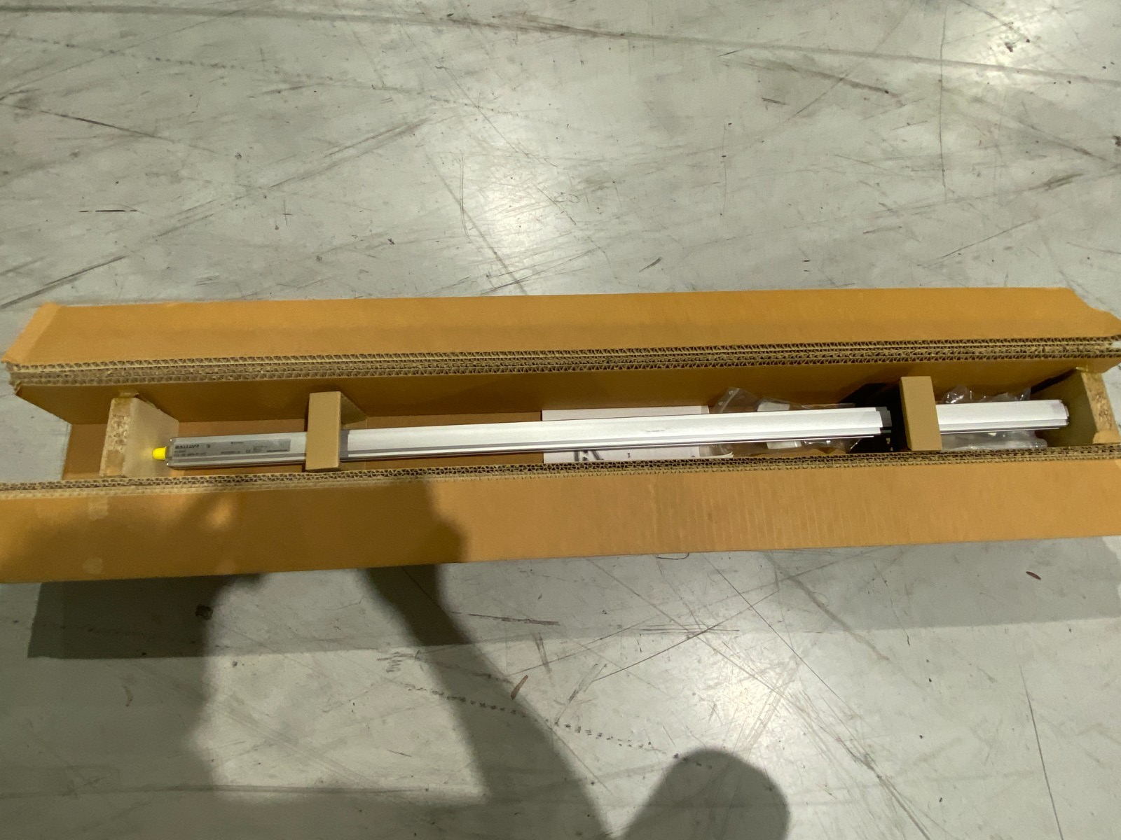 Balluff BTL0PWP Magetostrictive Linear Position Sensor BTL6-E500-M0900-PF-S115 - Maverick Industrial Sales