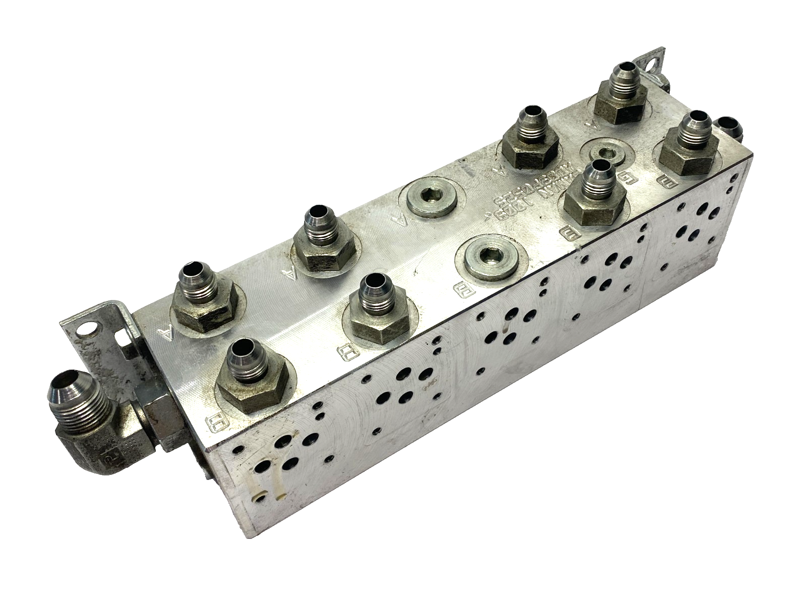 AD03P052S | Daman Aluminum Directional Valve Manifold 5-Station 3000PSI- Used - Maverick Industrial Sales
