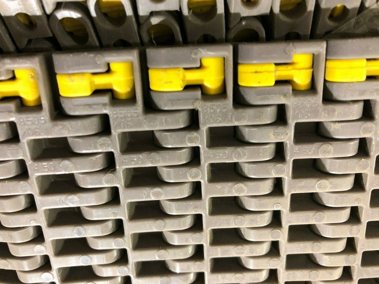 Rexnord 8505 / 06 MatTop Conveyor Chain, 4.50, Nedco, 4.5"W, SOLD BY THE FOOT - Maverick Industrial Sales