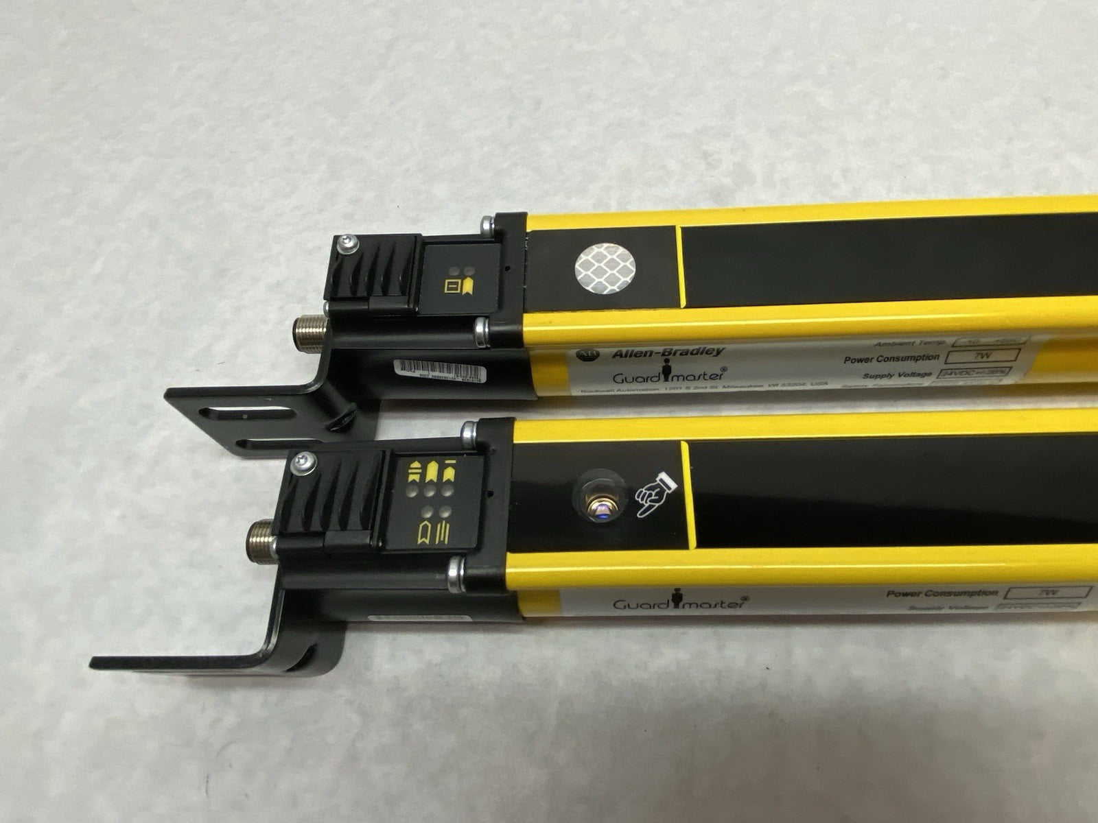 Allen Bradley 440L-P4JL0480YA GuardShield Safety Light Curtain Set, 48-Beams - Maverick Industrial Sales