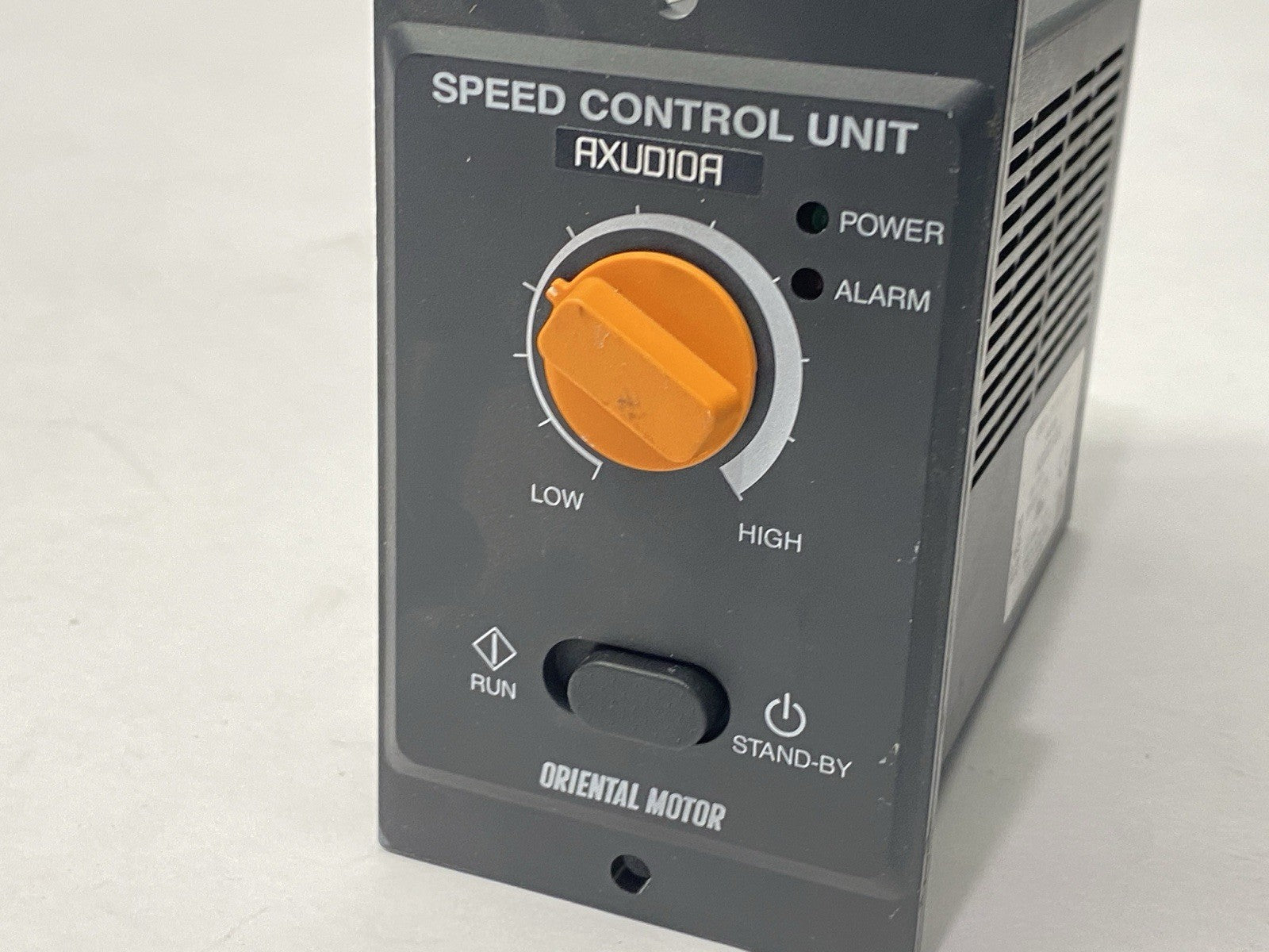 AXUD10A | Oriental Motor Speed Controller 0.7A 100-115V 50/60Hz - Used - Maverick Industrial Sales