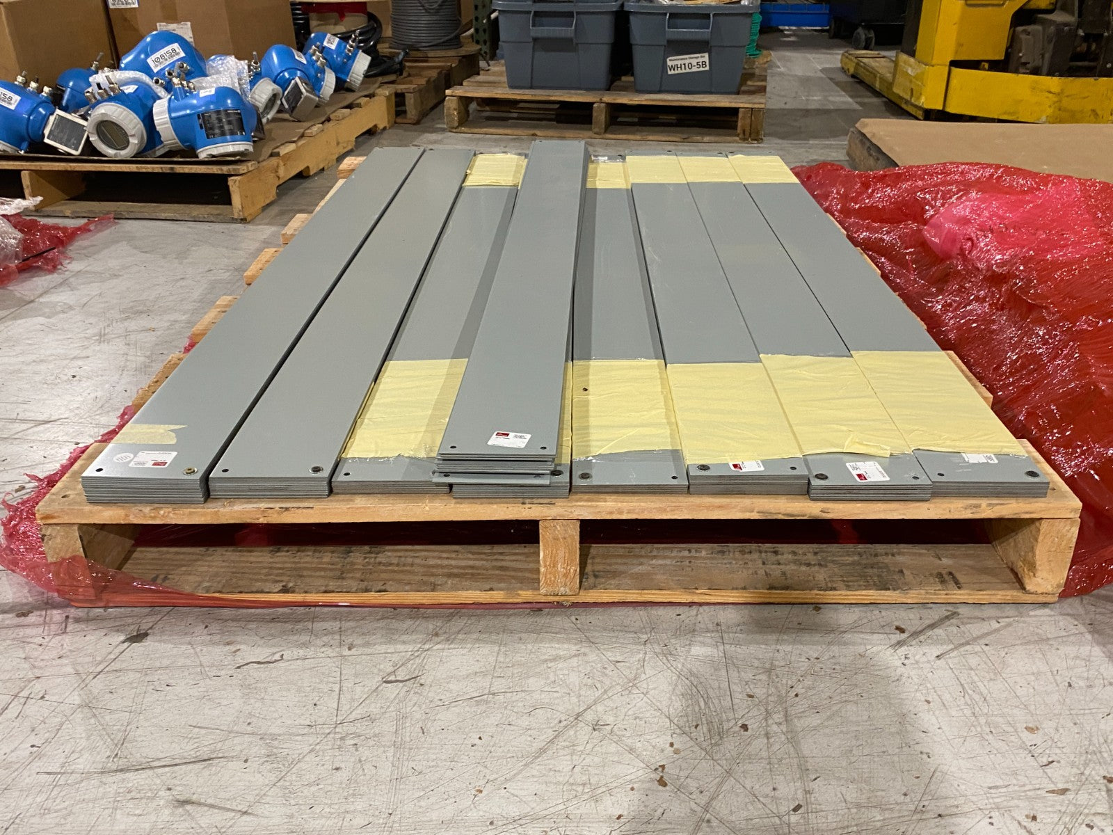 Hoffman F66B560 Bracket Mount Barrier, 2 or 3 Compartment Gray Steel LOT OF 80 - Maverick Industrial Sales