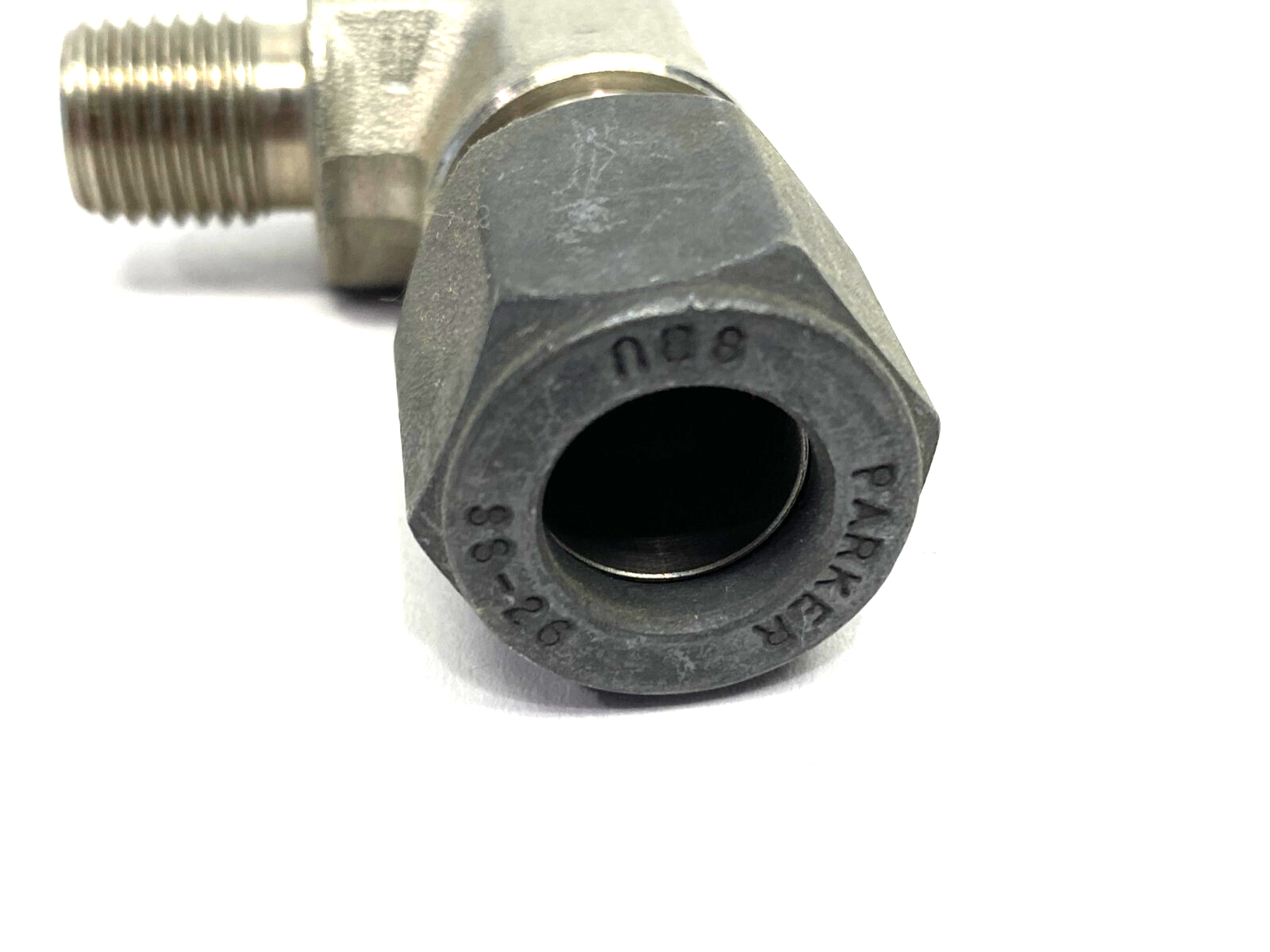 Parker 8-4 CBU-SS Ferulok 24° Flareless 90-Deg Elbow Fitting 1/2" to 1/4"-18 - Maverick Industrial Sales