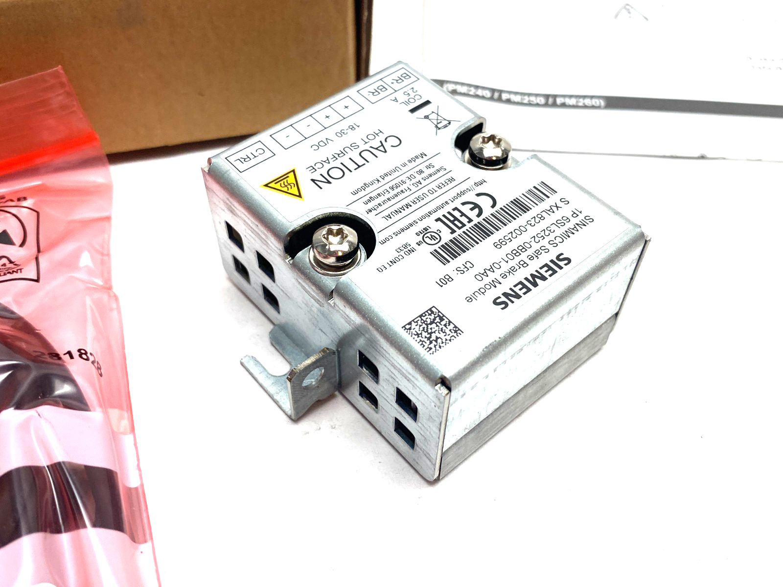 Siemens 6SL3252-0BB01-0AA0 SINAMICS Safe Brake Relay for Power Module - Maverick Industrial Sales
