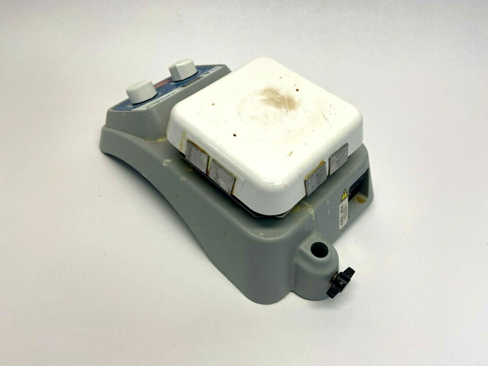 VWR 97042-602 Hot Plate Stirrer 4x4 Surface 120V 5A - Maverick Industrial Sales