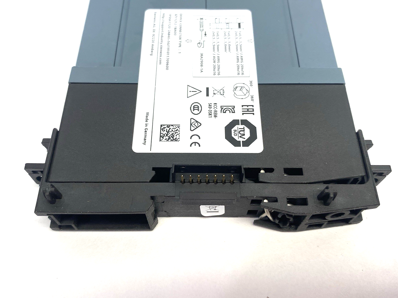 3SK1120-2AB40 | Siemens SIRIUS Advanced Basic Safety Relay Unit w/ Connector Term. - Used - Maverick Industrial Sales