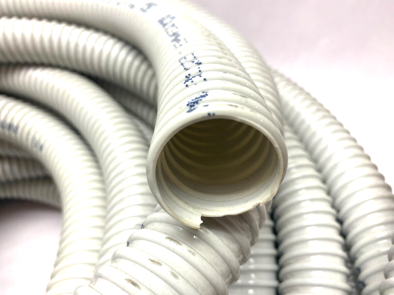 Inset 10475 Flexible Spiral Conduit Sheath Gray 32mm Dia 98ft Length GSIG32 - Maverick Industrial Sales
