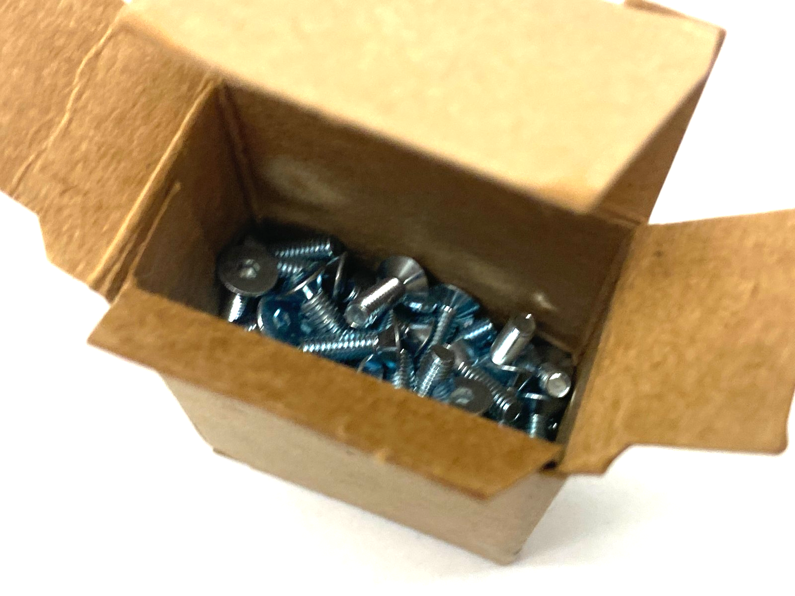 M4-.7x12 10.9 Flat Socket Head Screw DIN7991 BOX OF 100 - Maverick Industrial Sales
