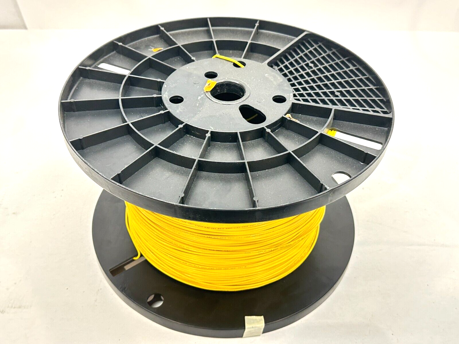 454-0199-000 | Judd Wire Wire 18AWG 16/30 .017 XLPVC H09192 3000ft Spool - New – Open box - Maverick Industrial Sales