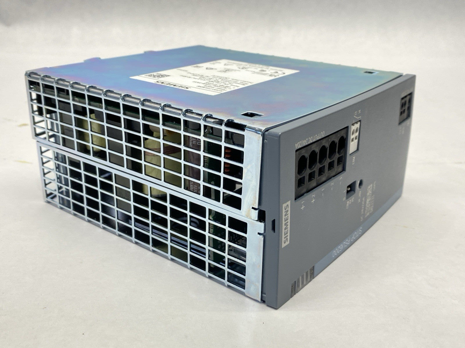Siemens 6EP3336-7SB00-3AX0 SITOP PSU6200 Stabilized Power Supply 24V/ 10A - Maverick Industrial Sales