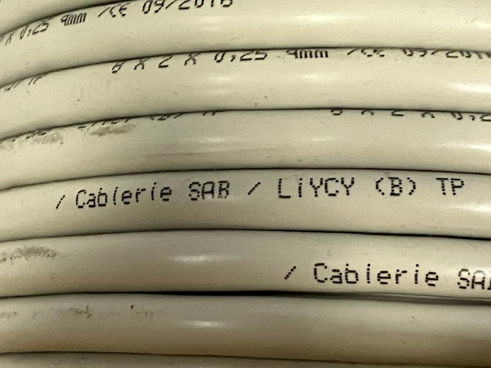 SAB 3450825 Multiconductor Cable, 8PR, 24AWG , 14x34 PVC 90' FT - Maverick Industrial Sales