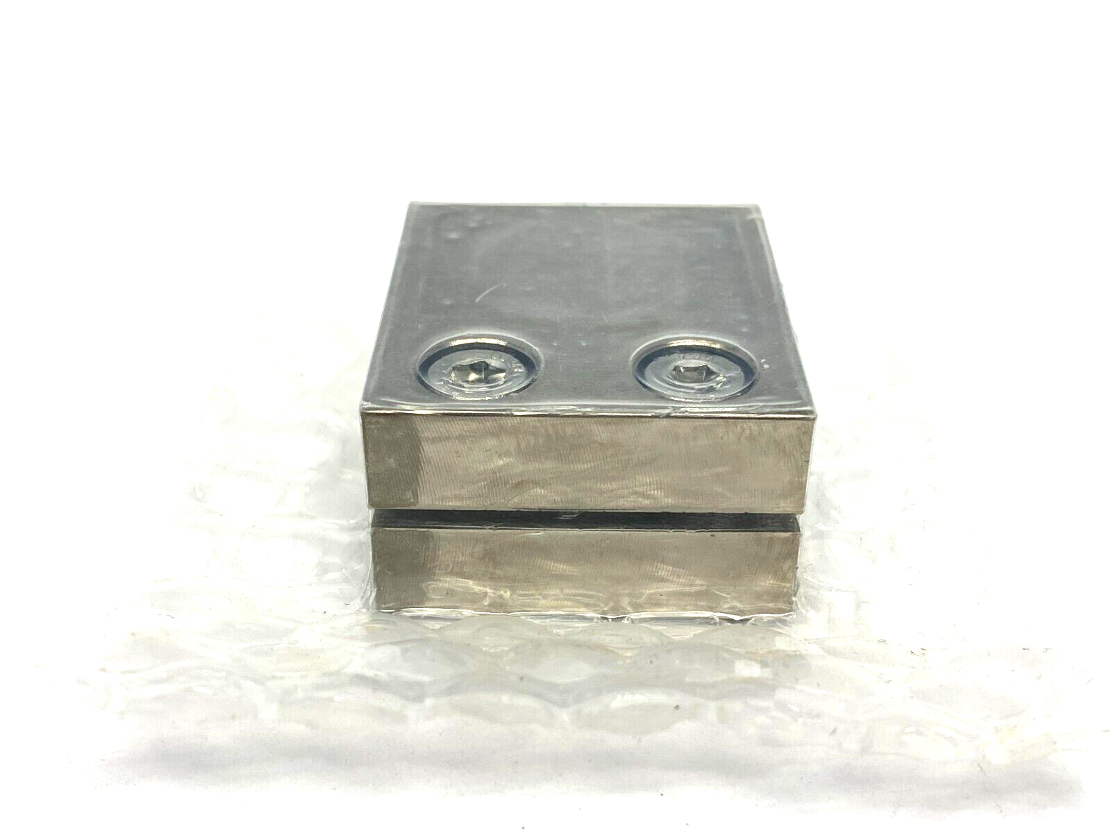 MiSUMi CLHNM15 Square Block Clamp, Side Mount for 15mm Round Shaft - Maverick Industrial Sales