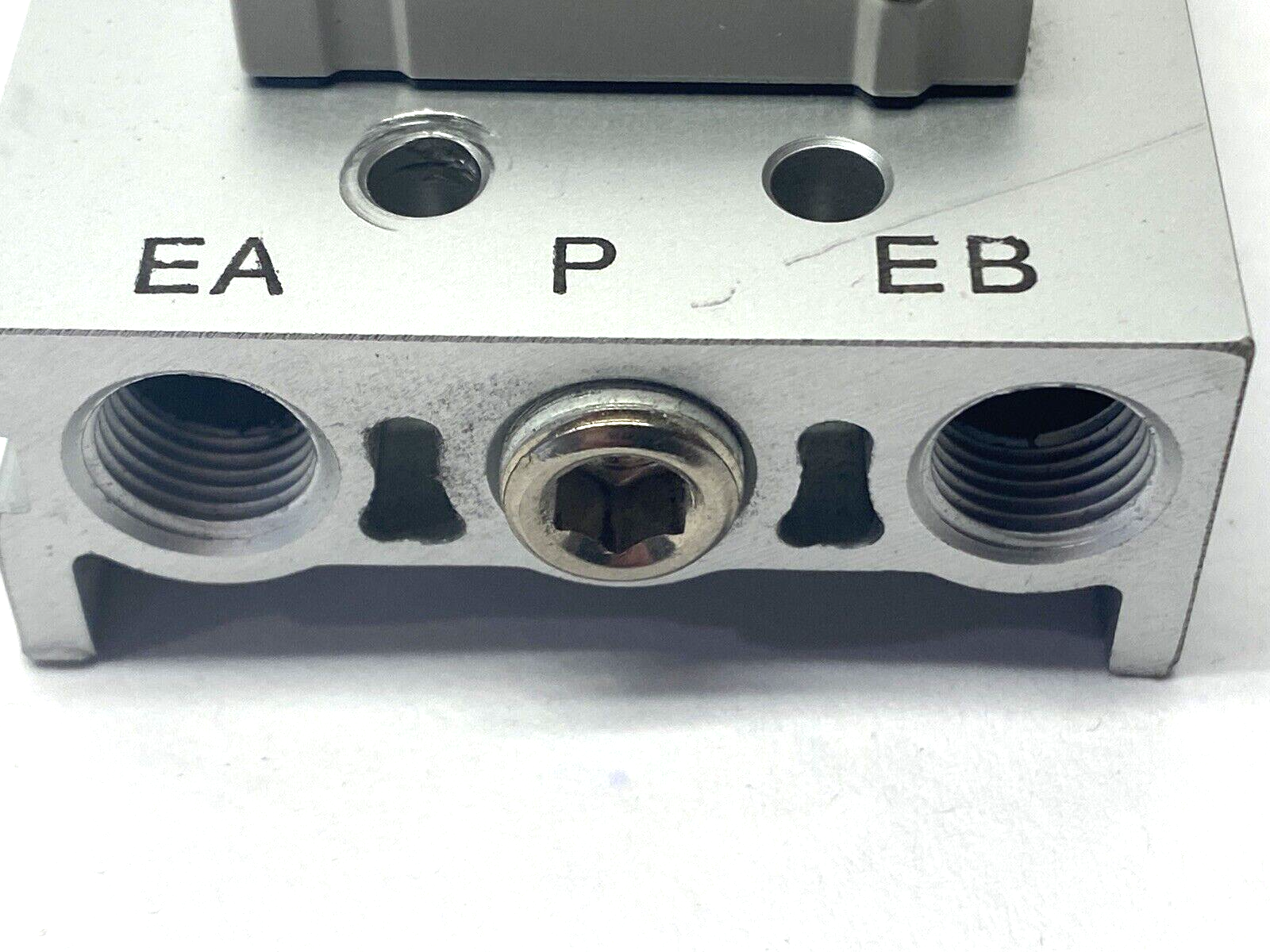 SMC SS5Y3-20-07-00N Pneumatic Manifold Base 7 Station - Maverick Industrial Sales