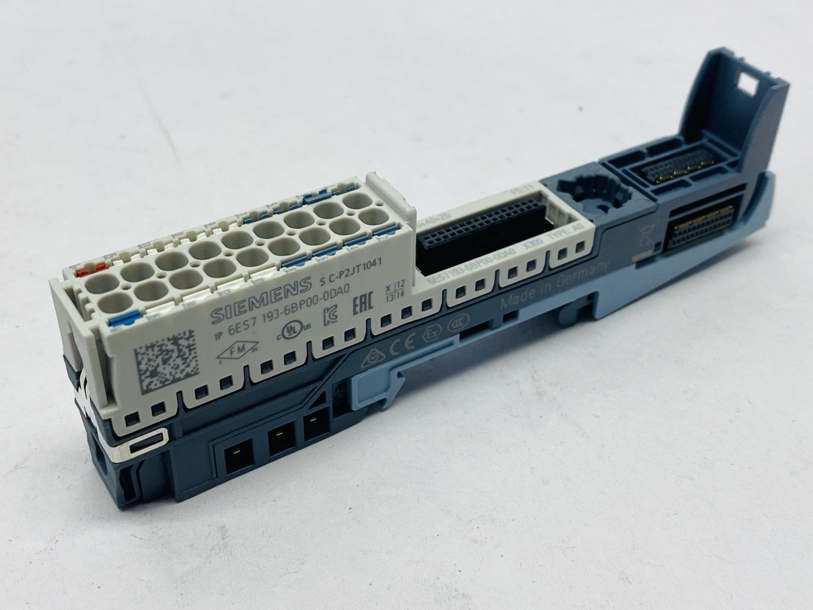 Siemens 6ES7 193-6BP20-0BA0 SIMATIC ET 200SP Base Unit BU15-P16+A10+2B - Maverick Industrial Sales